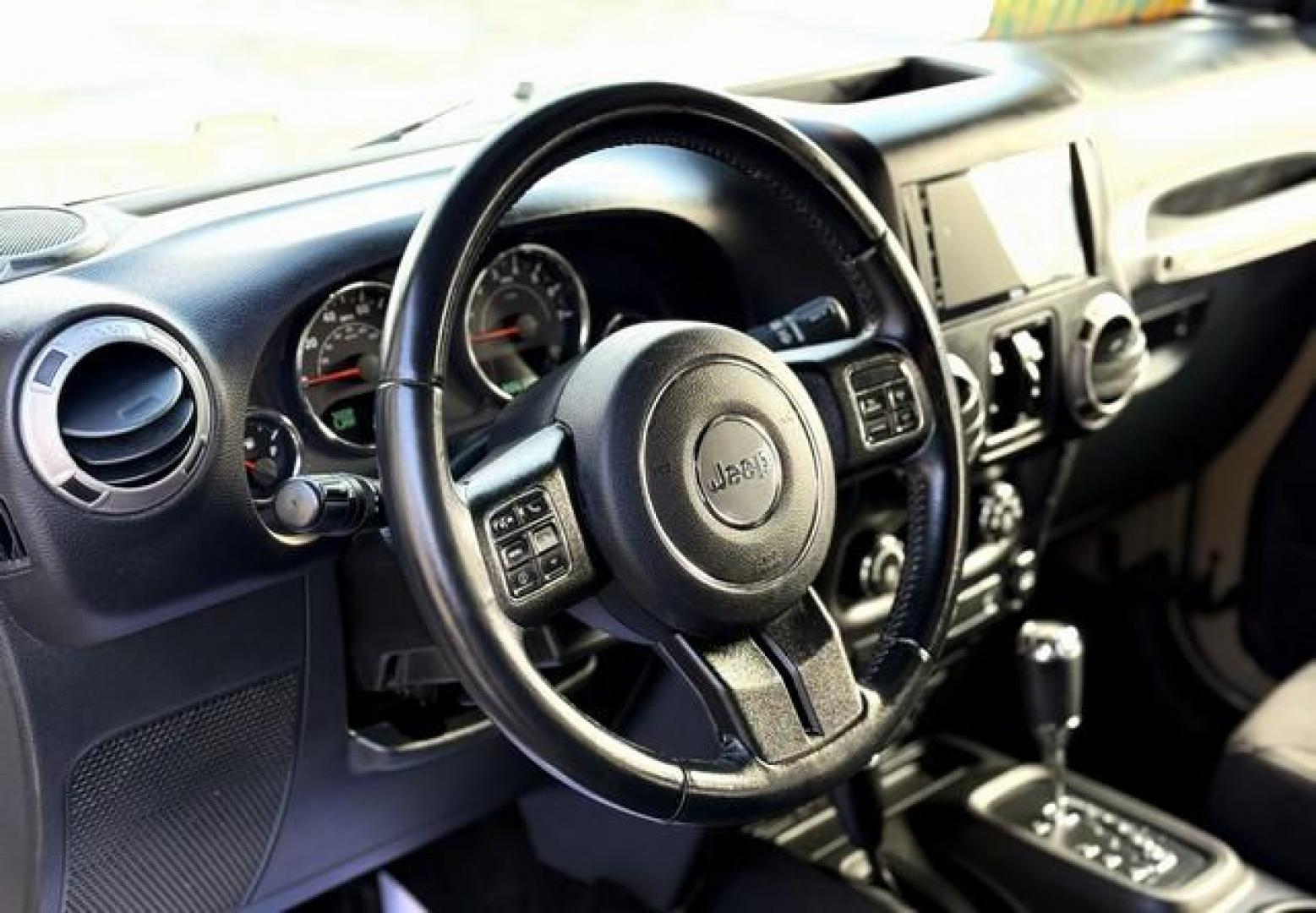 2017 SANDSTONE JEEP WRANGLER (1C4HJWDG7HL) with an V6,3.6L(220 CID),DOHC engine, AUTOMATIC transmission, located at 14600 Frazho Road, Warren, MI, 48089, (586) 776-3400, 42.485996, -82.974220 - Photo#8