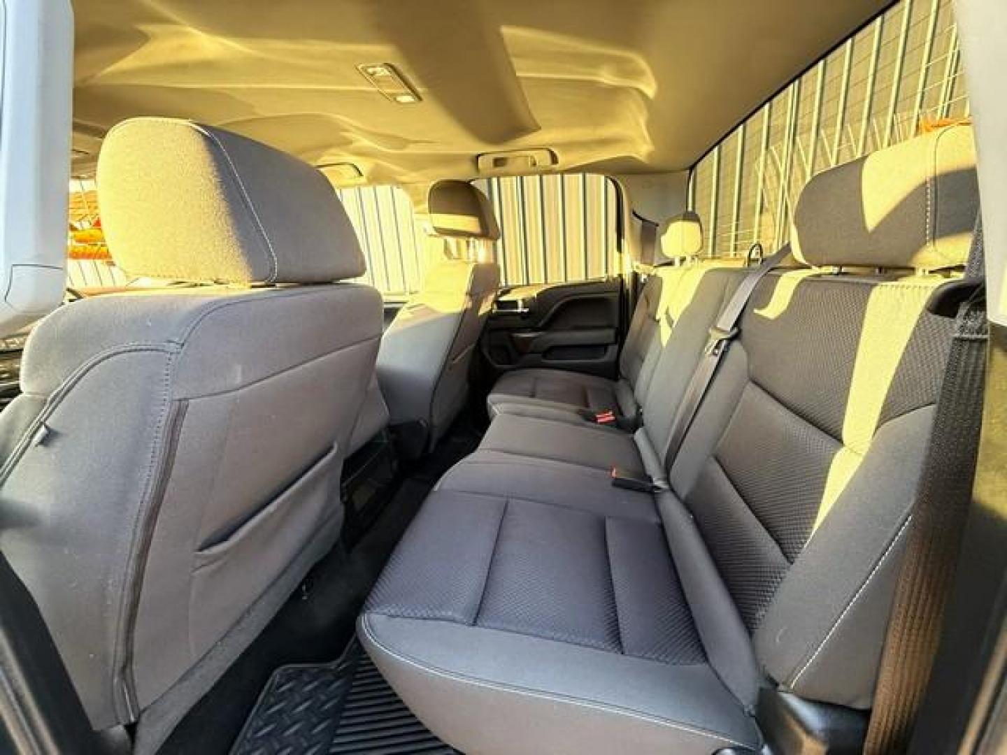 2017 BLUE GMC SIERRA 1500 (1GTV2MEC8HZ) with an V8,5.3L(325 CID),OHV engine, AUTOMATIC transmission, located at 14600 Frazho Road, Warren, MI, 48089, (586) 776-3400, 42.485996, -82.974220 - Photo#6