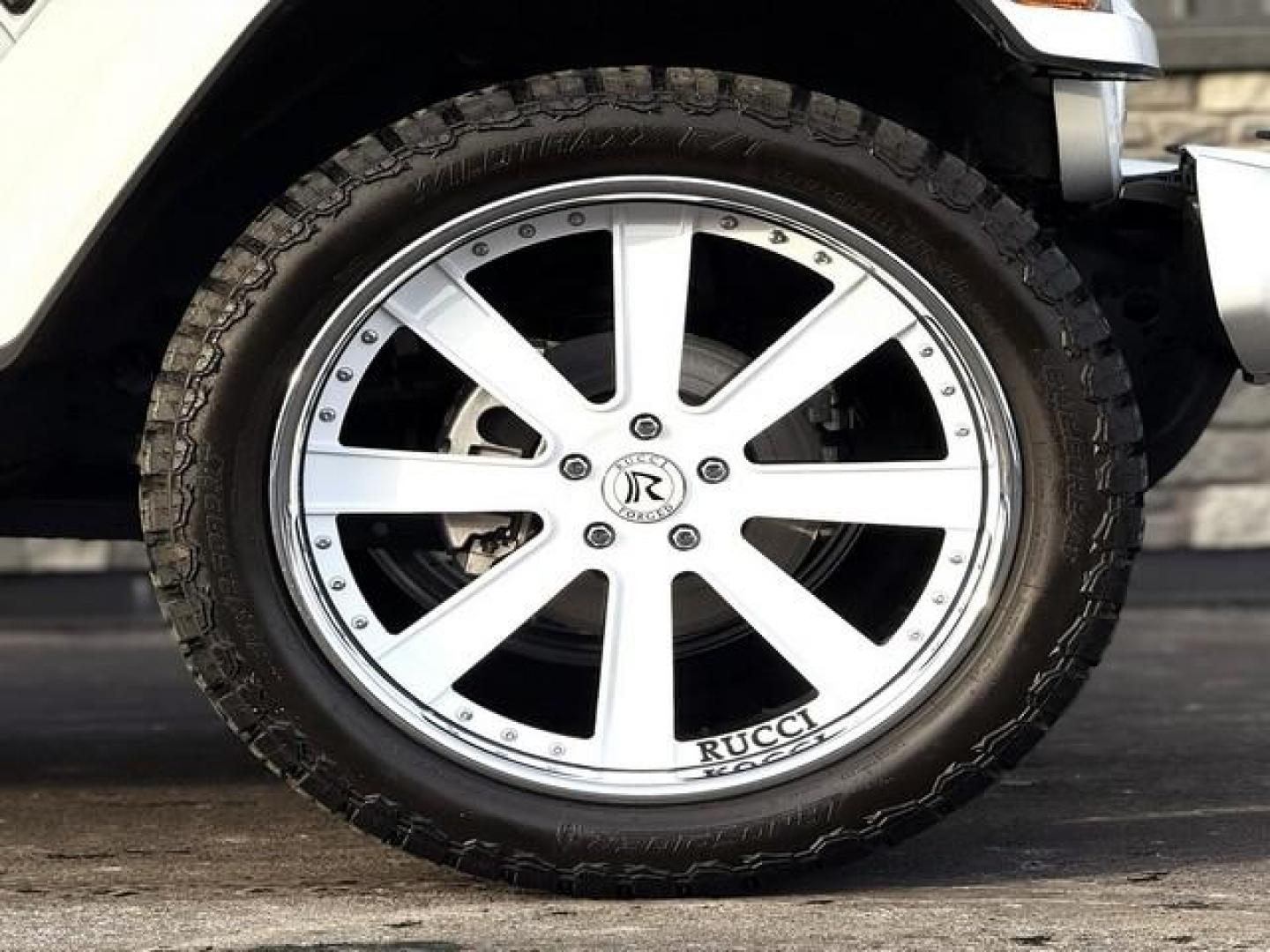 2021 WHITE JEEP WRANGLER (1C4HJXEG6MW) with an V6,3.6L(220 CID), engine, AUTOMATIC transmission, located at 14600 Frazho Road, Warren, MI, 48089, (586) 776-3400, 42.485996, -82.974220 - Photo#10