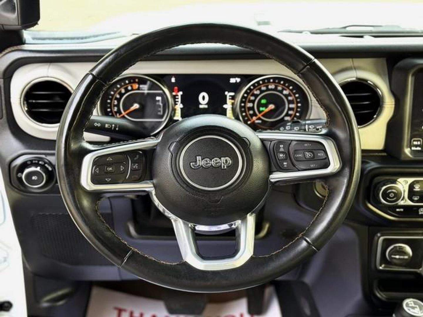 2021 WHITE JEEP WRANGLER (1C4HJXEG6MW) with an V6,3.6L(220 CID), engine, AUTOMATIC transmission, located at 14600 Frazho Road, Warren, MI, 48089, (586) 776-3400, 42.485996, -82.974220 - Photo#16