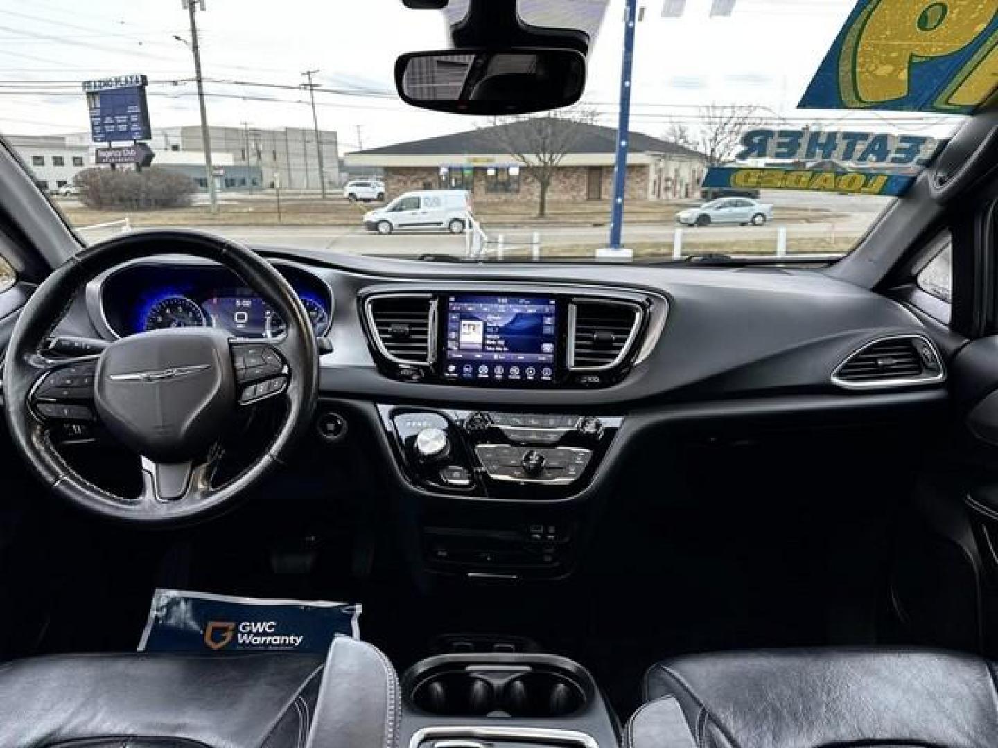 2019 Brilliant Black Crystal Pearl CHRYSLER PACIFICA (2C4RC1EG0KR) with an V6,3.6L(220 CID),DOHC engine, AUTOMATIC transmission, located at 14600 Frazho Road, Warren, MI, 48089, (586) 776-3400, 42.485996, -82.974220 - Photo#18