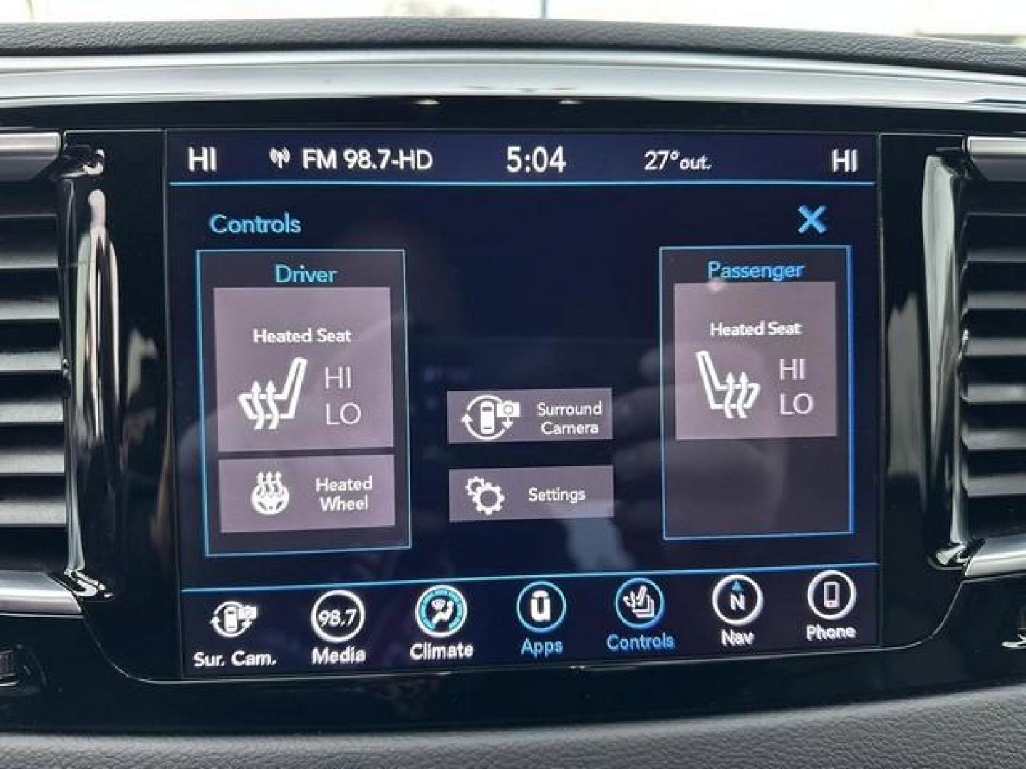 2019 Brilliant Black Crystal Pearl CHRYSLER PACIFICA (2C4RC1EG0KR) with an V6,3.6L(220 CID),DOHC engine, AUTOMATIC transmission, located at 14600 Frazho Road, Warren, MI, 48089, (586) 776-3400, 42.485996, -82.974220 - Photo#22
