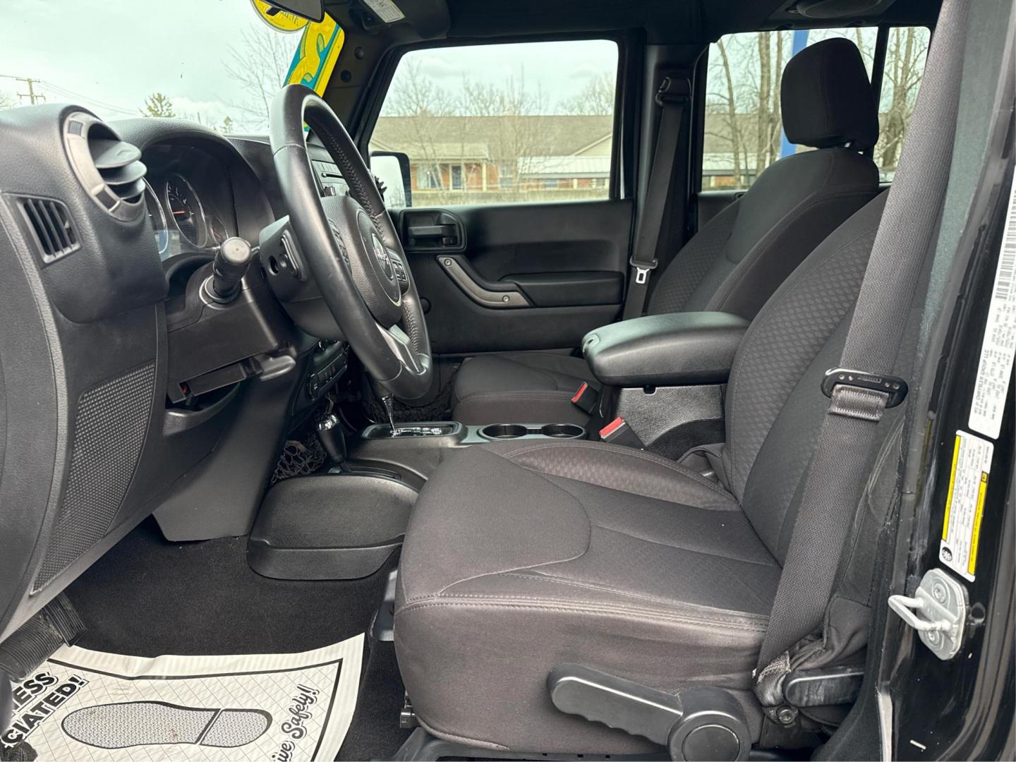 2013 BLACK JEEP WRANGLER (1C4BJWDG3DL) with an V6,3.6L(220 CID),DOHC engine, AUTOMATIC transmission, located at 14600 Frazho Road, Warren, MI, 48089, (586) 776-3400, 42.485996, -82.974220 - Photo#8