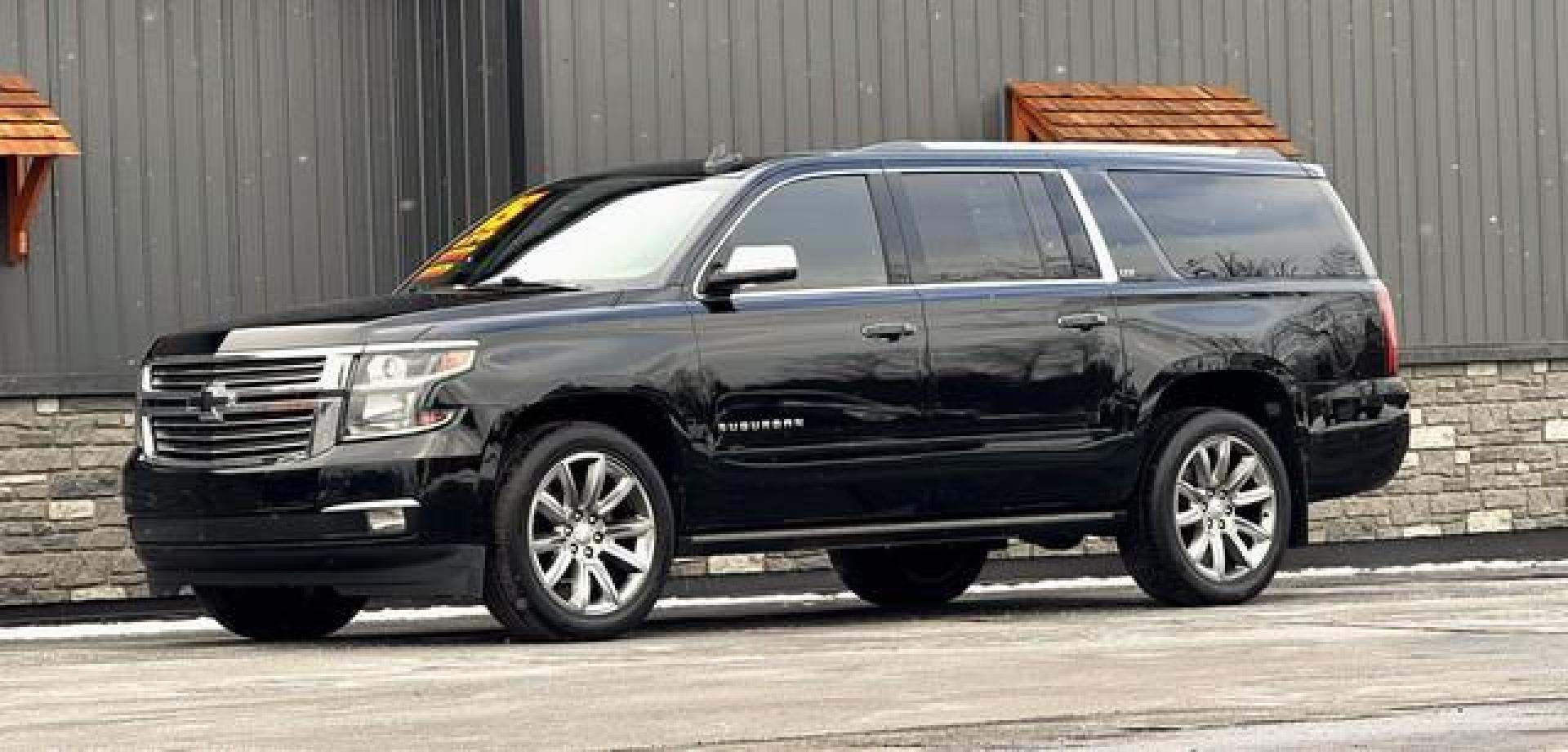 2015 BLACK CHEVROLET SUBURBAN (1GNSKKKC4FR) with an V8,5.3L(325 CID),OHV engine, AUTOMATIC transmission, located at 14600 Frazho Road, Warren, MI, 48089, (586) 776-3400, 42.485996, -82.974220 - Photo#2
