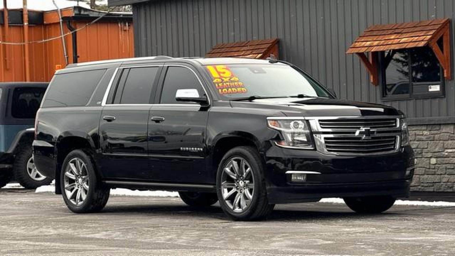 2015 BLACK CHEVROLET SUBURBAN (1GNSKKKC4FR) with an V8,5.3L(325 CID),OHV engine, AUTOMATIC transmission, located at 14600 Frazho Road, Warren, MI, 48089, (586) 776-3400, 42.485996, -82.974220 - Photo#5