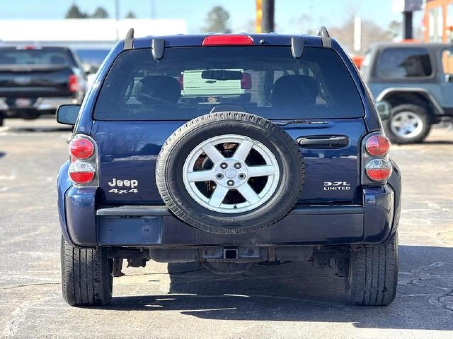 2007 BLUE JEEP LIBERTY (1J4GL58K37W) with an V6,3.7L(226 CID),SOHC engine, AUTOMATIC transmission, located at 14600 Frazho Road, Warren, MI, 48089, (586) 776-3400, 42.485996, -82.974220 - Photo#5