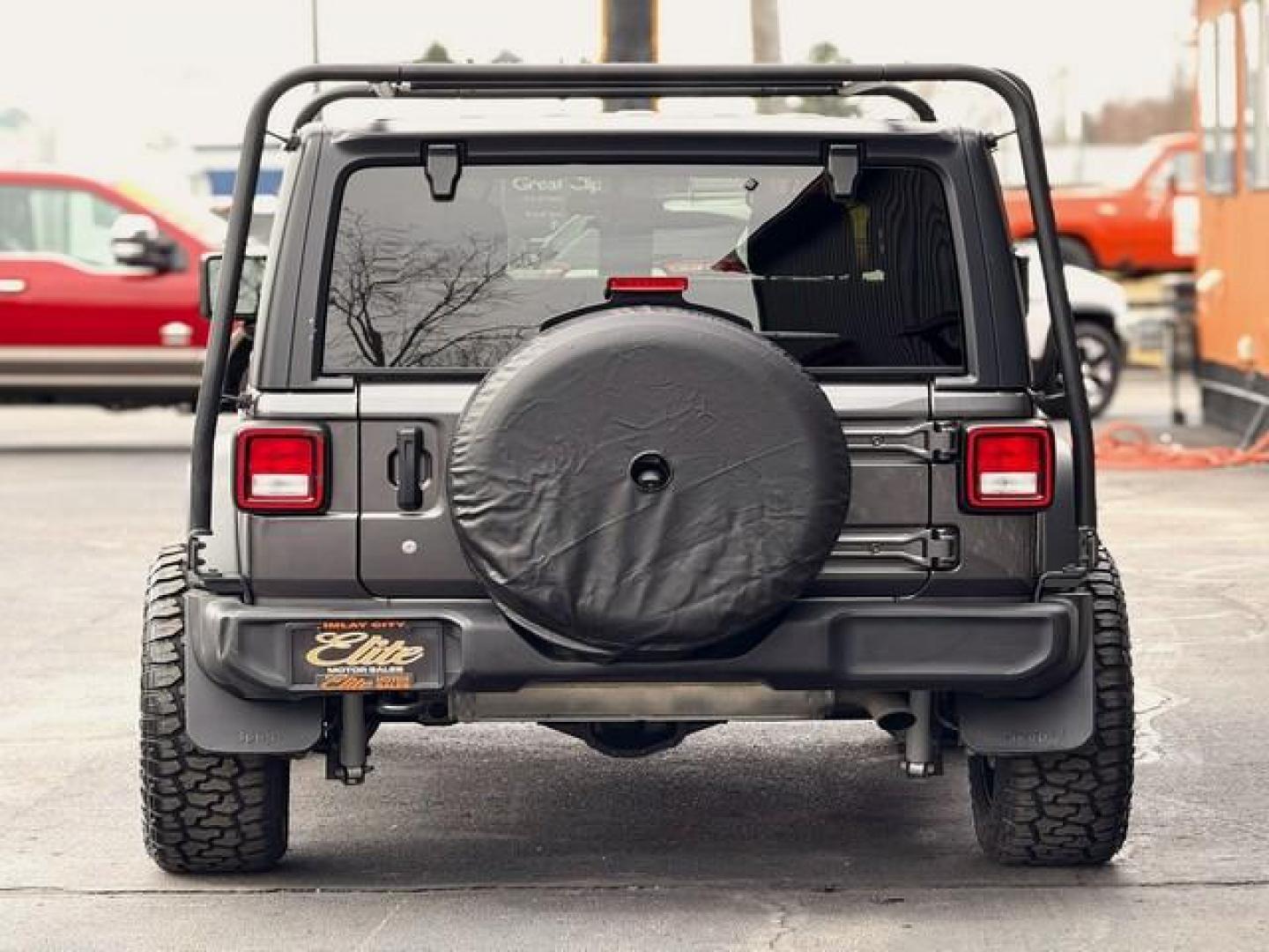 2021 BLACK JEEP WRANGLER (1C4HJXAG7MW) with an V6,3.6L(220 CID), engine, AUTOMATIC transmission, located at 14600 Frazho Road, Warren, MI, 48089, (586) 776-3400, 42.485996, -82.974220 - Photo#5