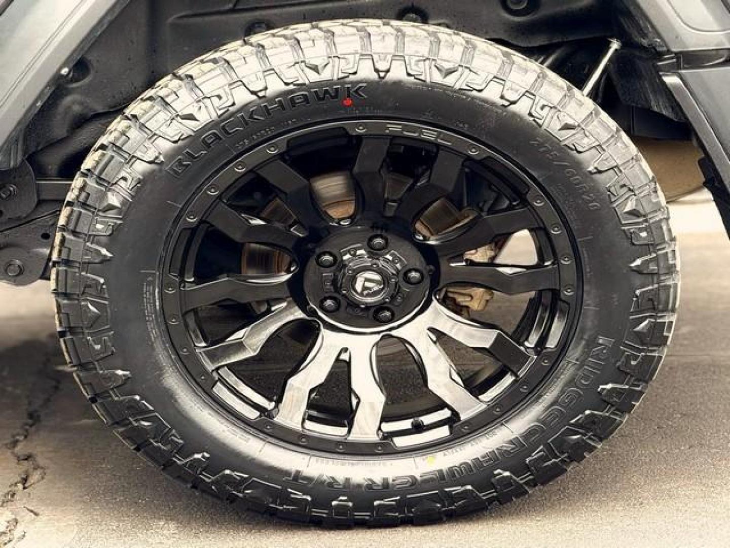 2021 BLACK JEEP WRANGLER (1C4HJXAG7MW) with an V6,3.6L(220 CID), engine, AUTOMATIC transmission, located at 14600 Frazho Road, Warren, MI, 48089, (586) 776-3400, 42.485996, -82.974220 - Photo#6