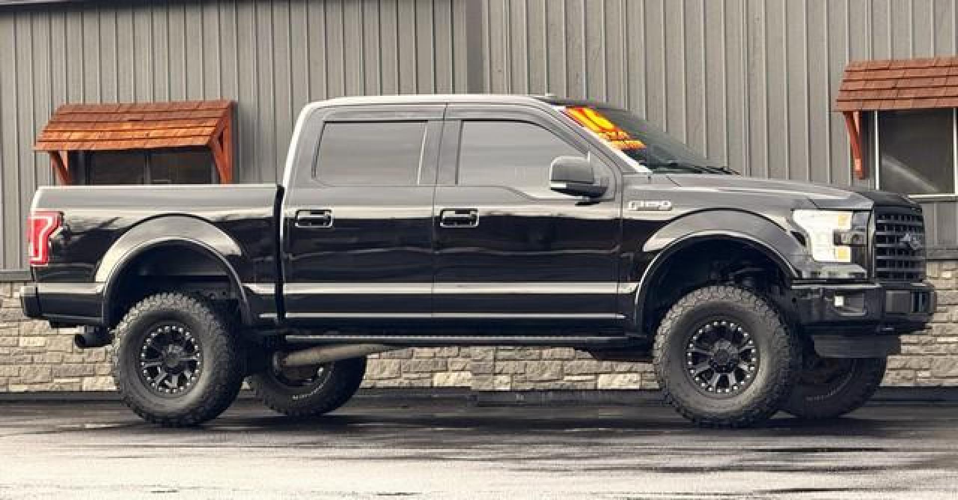 2016 BLACK FORD F-150 (1FTEW1EF1GF) with an V8,5.0L(302 CID),DOHC engine, AUTOMATIC transmission, located at 14600 Frazho Road, Warren, MI, 48089, (586) 776-3400, 42.485996, -82.974220 - Photo#0