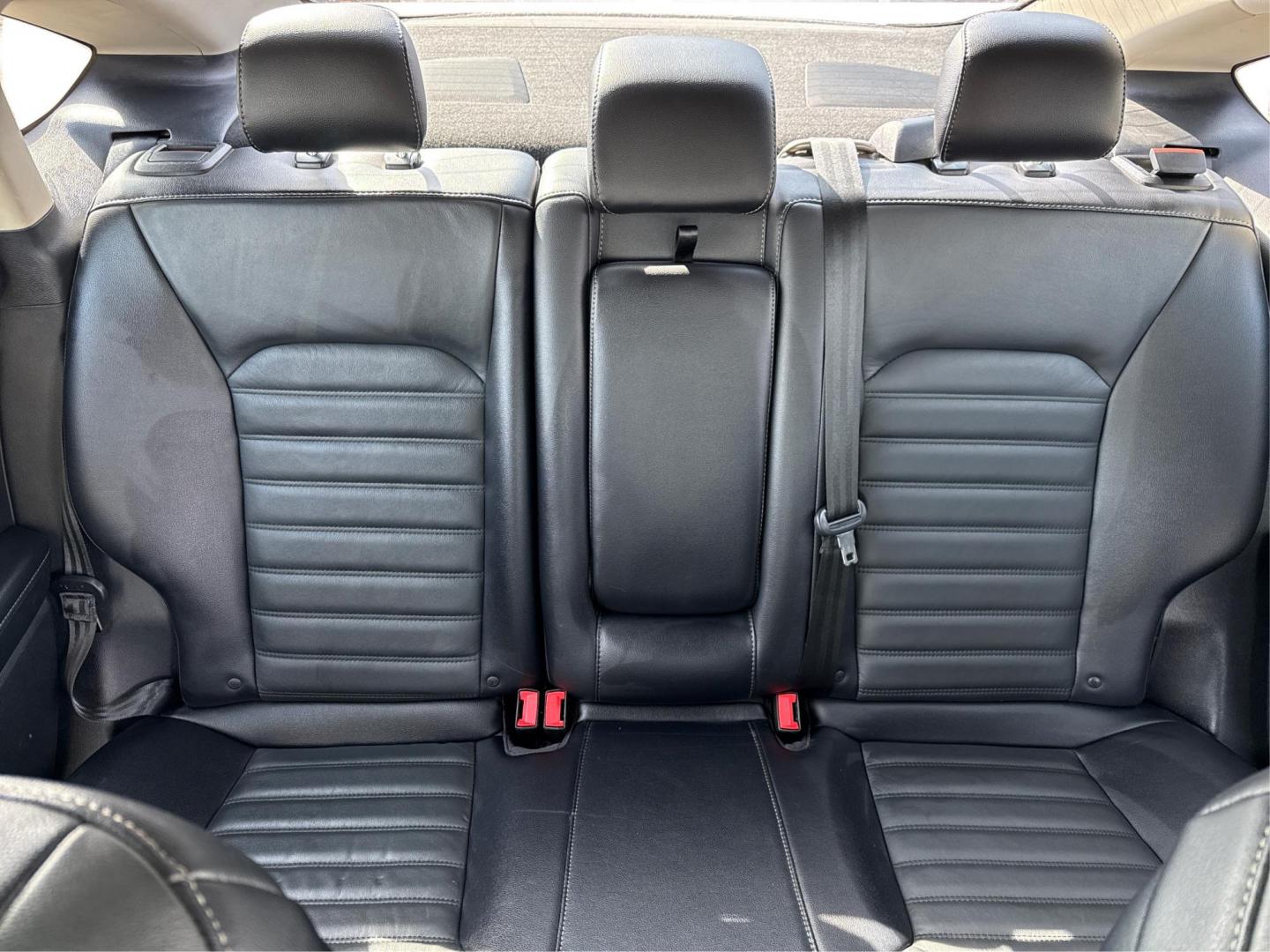 2018 GRAY FORD FUSION (3FA6P0T96JR) with an L4,2.0L(122 CID),DOHC engine, AUTOMATIC transmission, located at 14600 Frazho Road, Warren, MI, 48089, (586) 776-3400, 42.485996, -82.974220 - Photo#14
