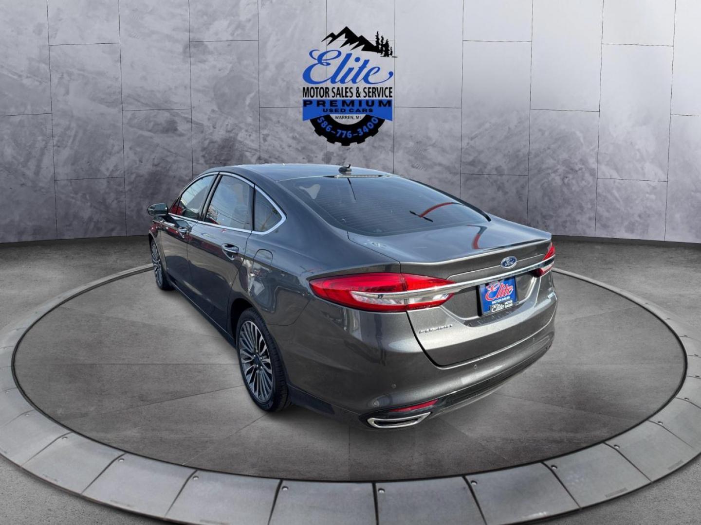 2018 GRAY FORD FUSION (3FA6P0T96JR) with an L4,2.0L(122 CID),DOHC engine, AUTOMATIC transmission, located at 14600 Frazho Road, Warren, MI, 48089, (586) 776-3400, 42.485996, -82.974220 - Photo#6