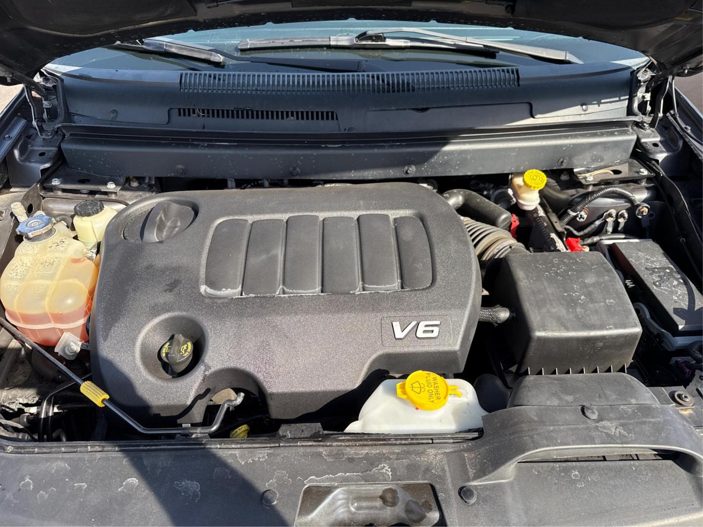 2016 GRAY DODGE JOURNEY (3C4PDDEG8GT) with an V6,3.6L(220 CID),DOHC engine, AUTOMATIC transmission, located at 14600 Frazho Road, Warren, MI, 48089, (586) 776-3400, 42.485996, -82.974220 - Photo#10