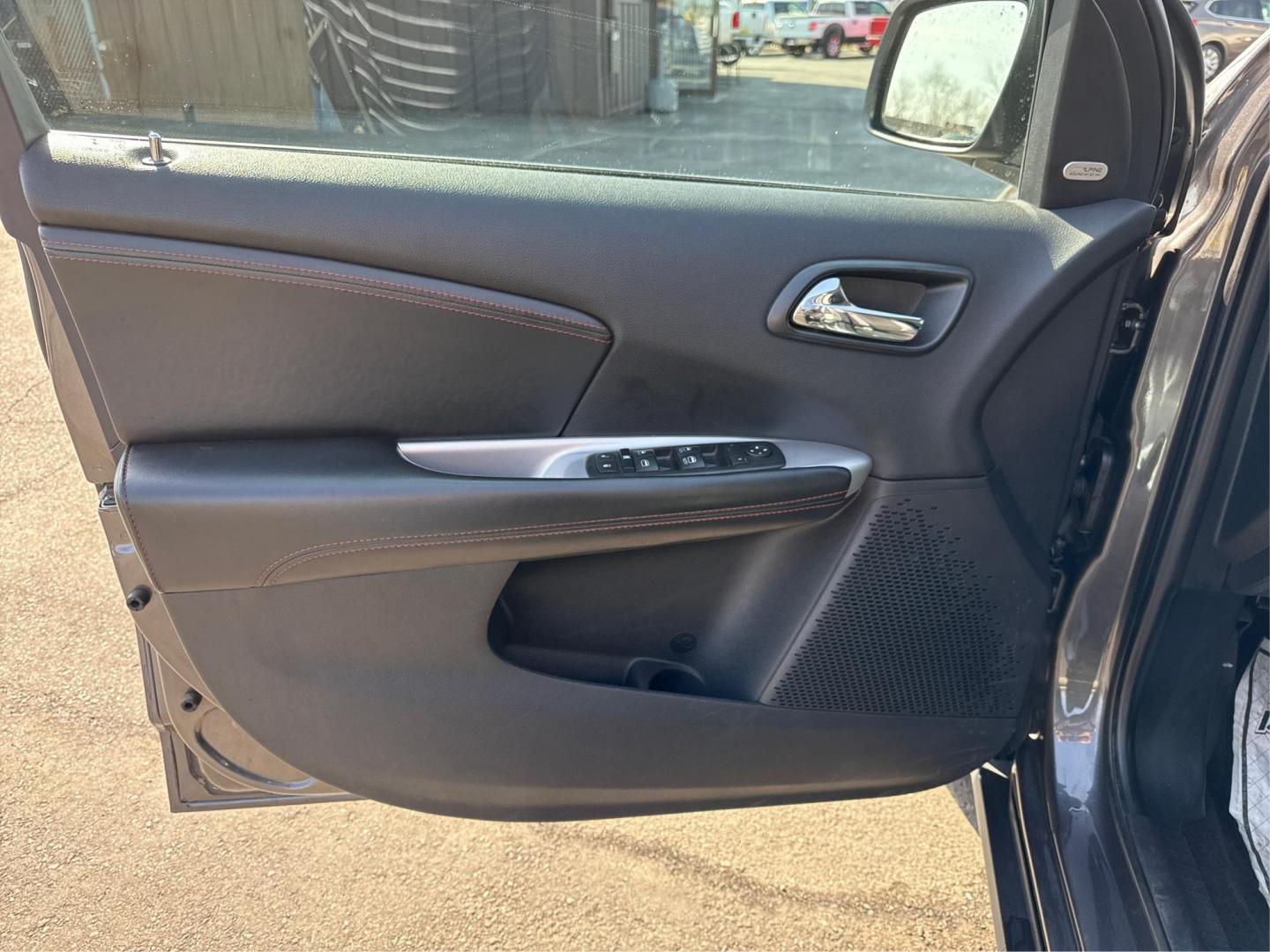 2016 GRAY DODGE JOURNEY (3C4PDDEG8GT) with an V6,3.6L(220 CID),DOHC engine, AUTOMATIC transmission, located at 14600 Frazho Road, Warren, MI, 48089, (586) 776-3400, 42.485996, -82.974220 - Photo#19
