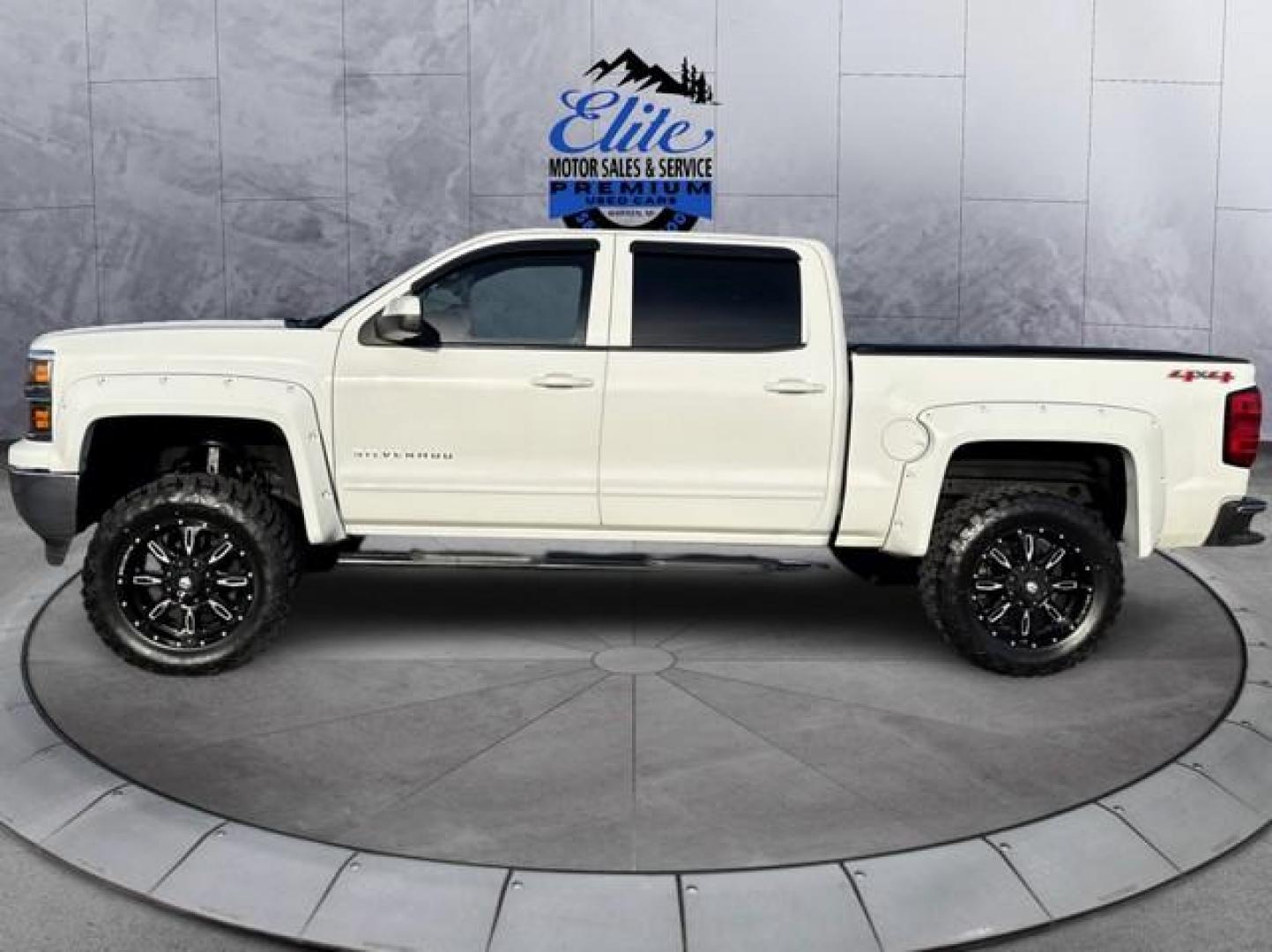 2015 WHITE CHEVROLET SILVERADO 1500 (3GCUKREC4FG) with an V8,5.3L(325 CID),OHV engine, AUTOMATIC transmission, located at 14600 Frazho Road, Warren, MI, 48089, (586) 776-3400, 42.485996, -82.974220 - Photo#7