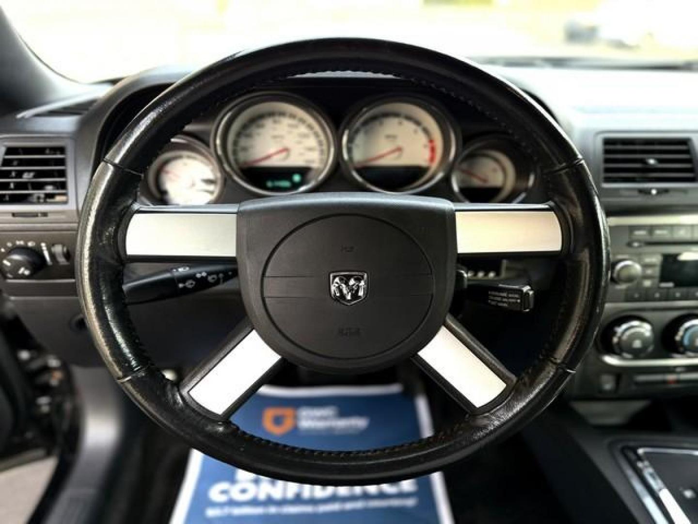 2009 BLACK DODGE CHALLENGER (2B3LJ54T89H) with an V8,5.7L(345 CID),OHV engine, AUTOMATIC transmission, located at 14600 Frazho Road, Warren, MI, 48089, (586) 776-3400, 42.485996, -82.974220 - Photo#10