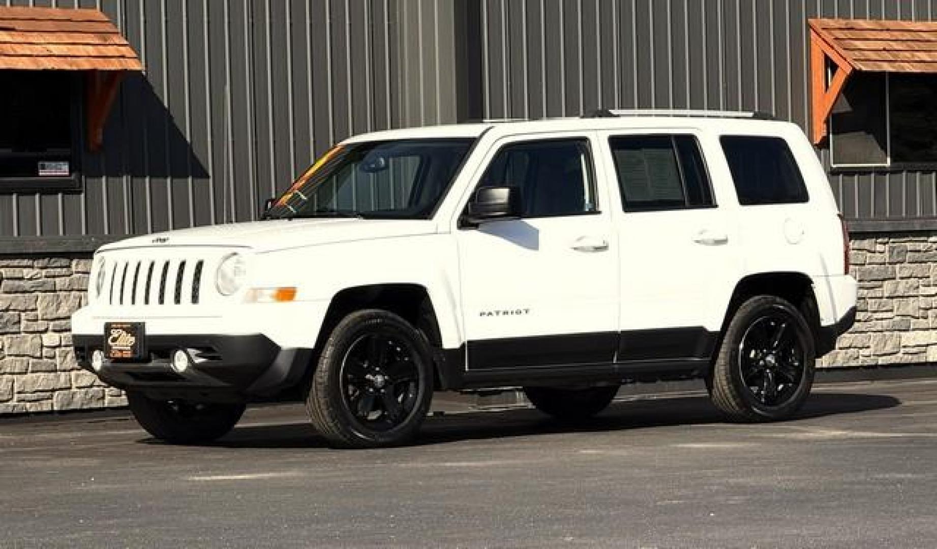 2016 WHITE JEEP PATRIOT (1C4NJRAB6GD) with an L4,2.4L(144 CID),DOHC engine, AUTOMATIC transmission, located at 14600 Frazho Road, Warren, MI, 48089, (586) 776-3400, 42.485996, -82.974220 - Photo#0