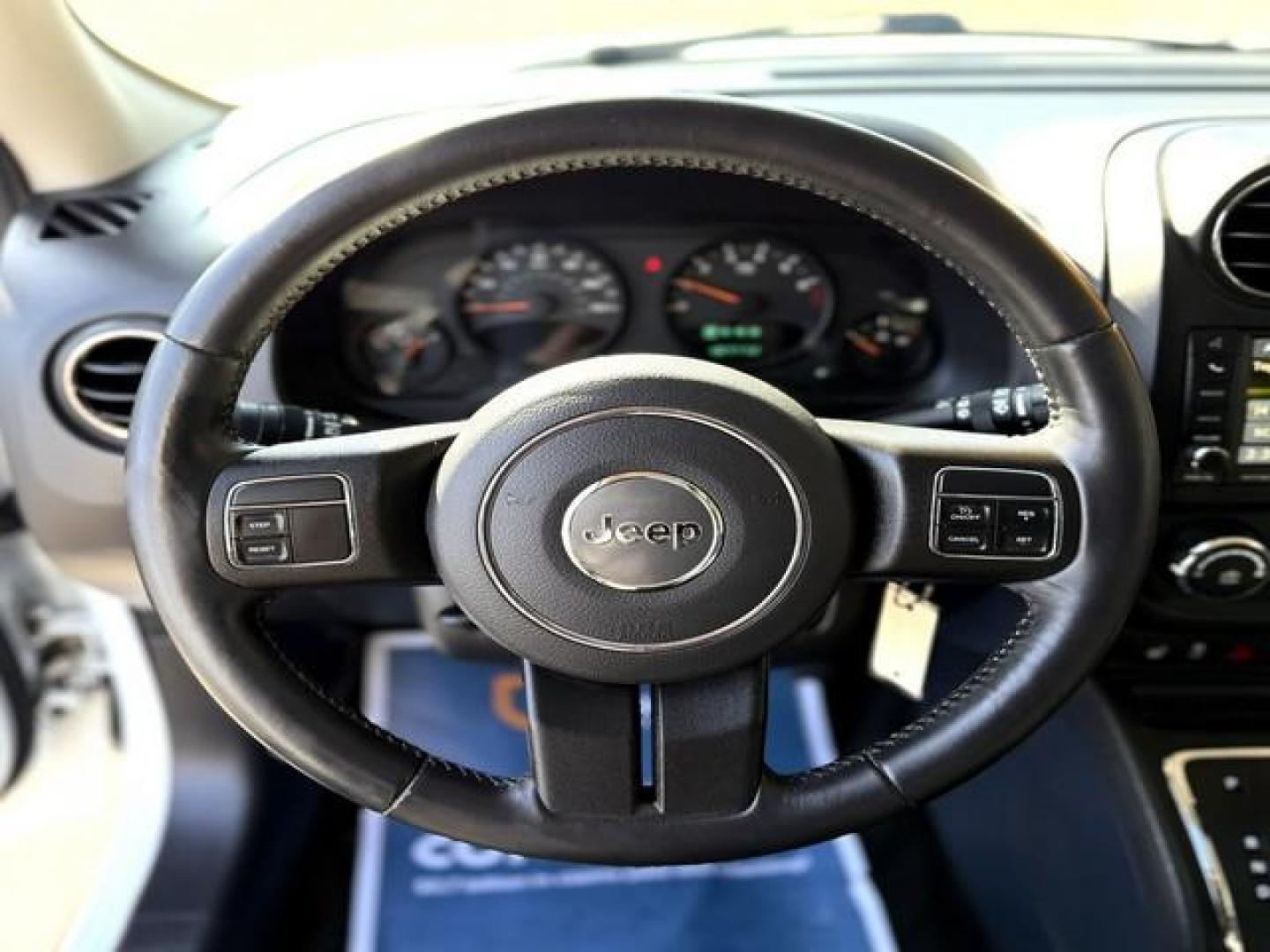 2016 WHITE JEEP PATRIOT (1C4NJRAB6GD) with an L4,2.4L(144 CID),DOHC engine, AUTOMATIC transmission, located at 14600 Frazho Road, Warren, MI, 48089, (586) 776-3400, 42.485996, -82.974220 - Photo#9
