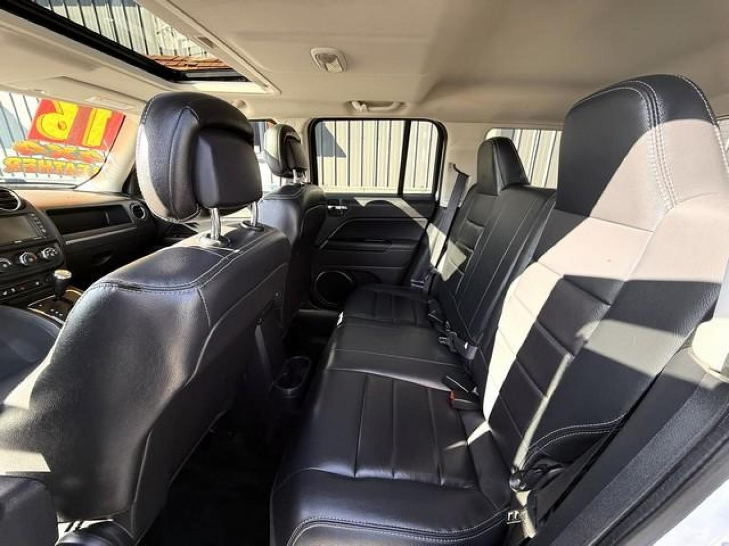 2016 WHITE JEEP PATRIOT (1C4NJRAB6GD) with an L4,2.4L(144 CID),DOHC engine, AUTOMATIC transmission, located at 14600 Frazho Road, Warren, MI, 48089, (586) 776-3400, 42.485996, -82.974220 - Photo#7