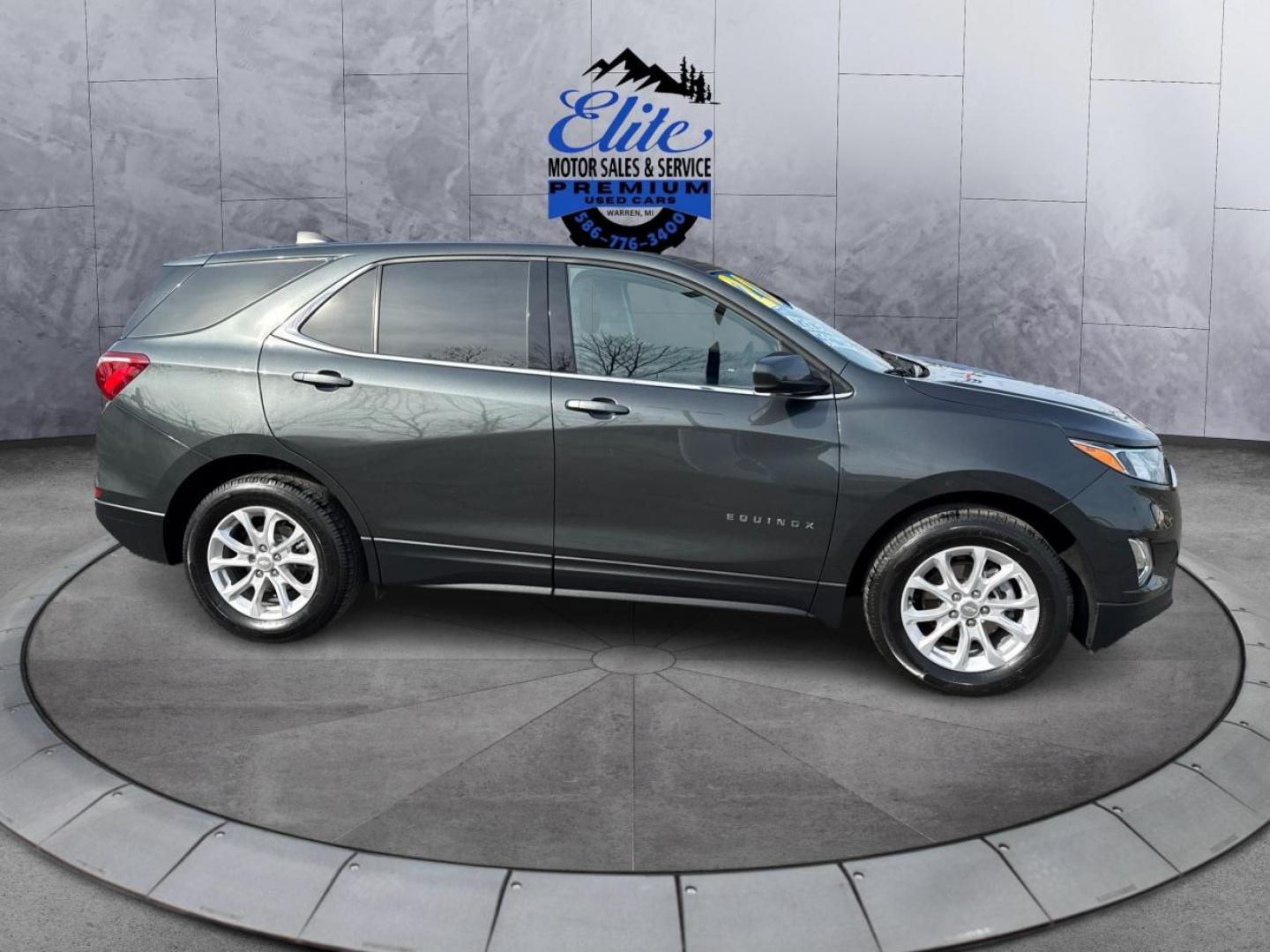 2020 GRAY CHEVROLET EQUINOX (3GNAXJEV0LS) with an L4,1.5L(91 CID), engine, AUTOMATIC transmission, located at 14600 Frazho Road, Warren, MI, 48089, (586) 776-3400, 42.485996, -82.974220 - Photo#3