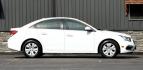 2016 WHITE CHEVROLET CRUZE LIMITED (1G1PE5SBXG7) with an L4,1.4L(83 CID),DOHC engine, AUTOMATIC transmission, located at 14600 Frazho Road, Warren, MI, 48089, (586) 776-3400, 42.485996, -82.974220 - Photo#3