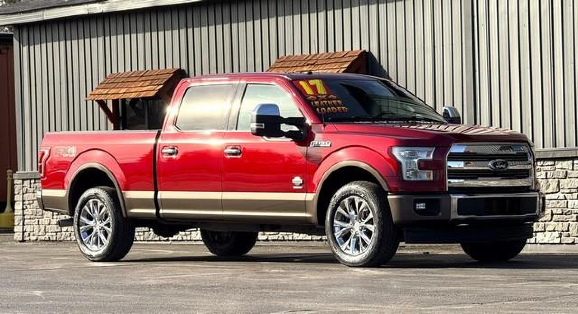 2017 MAROON FORD F-150 (1FTFW1EG4HF) with an V6,3.5L(213 CID),DOHC engine, AUTOMATIC transmission, located at 14600 Frazho Road, Warren, MI, 48089, (586) 776-3400, 42.485996, -82.974220 - Photo#3