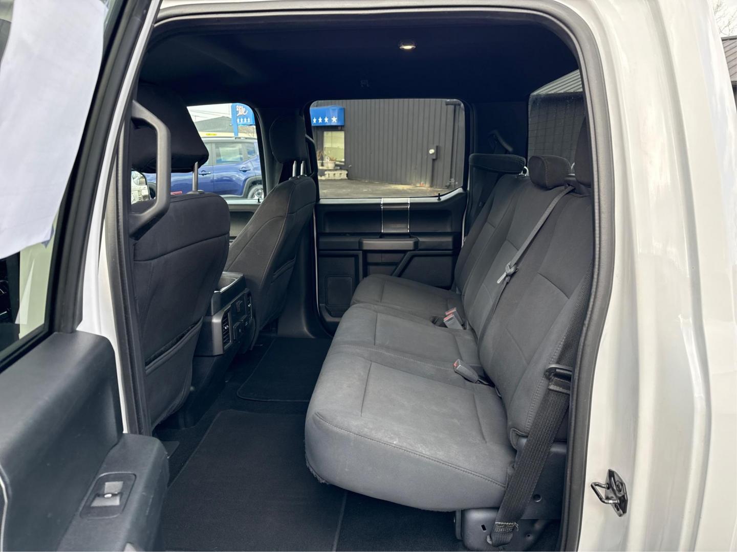 2018 WHITE FORD F-150 (1FTEW1E52JK) with an V8,5.0L(302 CID),DOHC engine, AUTOMATIC transmission, located at 14600 Frazho Road, Warren, MI, 48089, (586) 776-3400, 42.485996, -82.974220 - Photo#9
