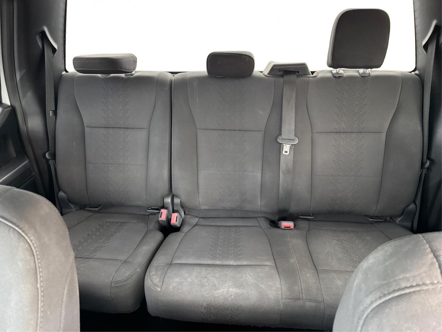 2018 WHITE FORD F-150 (1FTEW1E52JK) with an V8,5.0L(302 CID),DOHC engine, AUTOMATIC transmission, located at 14600 Frazho Road, Warren, MI, 48089, (586) 776-3400, 42.485996, -82.974220 - Photo#14