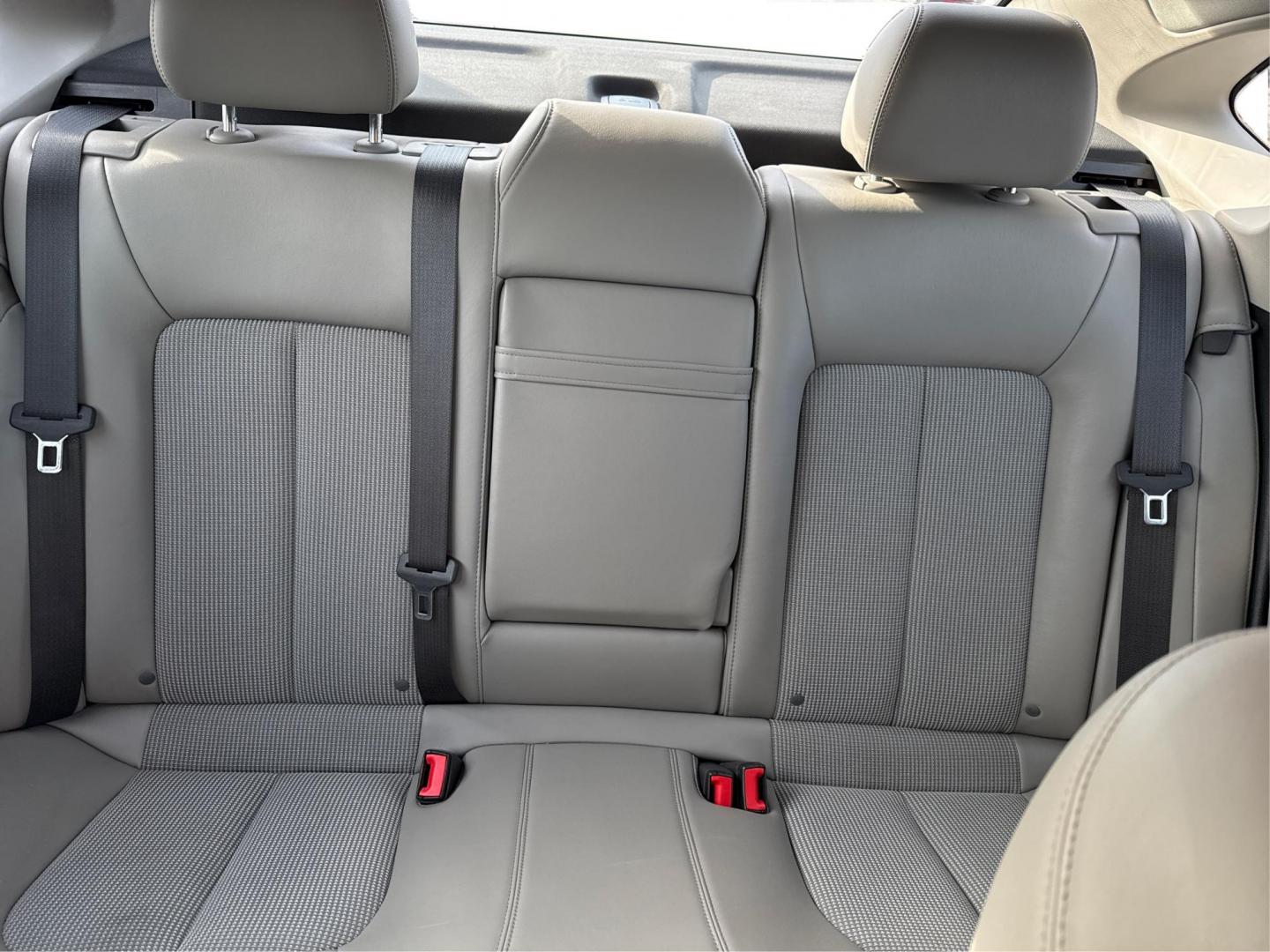 2014 WHITE BUICK VERANO (1G4PR5SK3E4) with an L4,2.4L(145 CID),DOHC engine, AUTOMATIC transmission, located at 14600 Frazho Road, Warren, MI, 48089, (586) 776-3400, 42.485996, -82.974220 - Photo#14