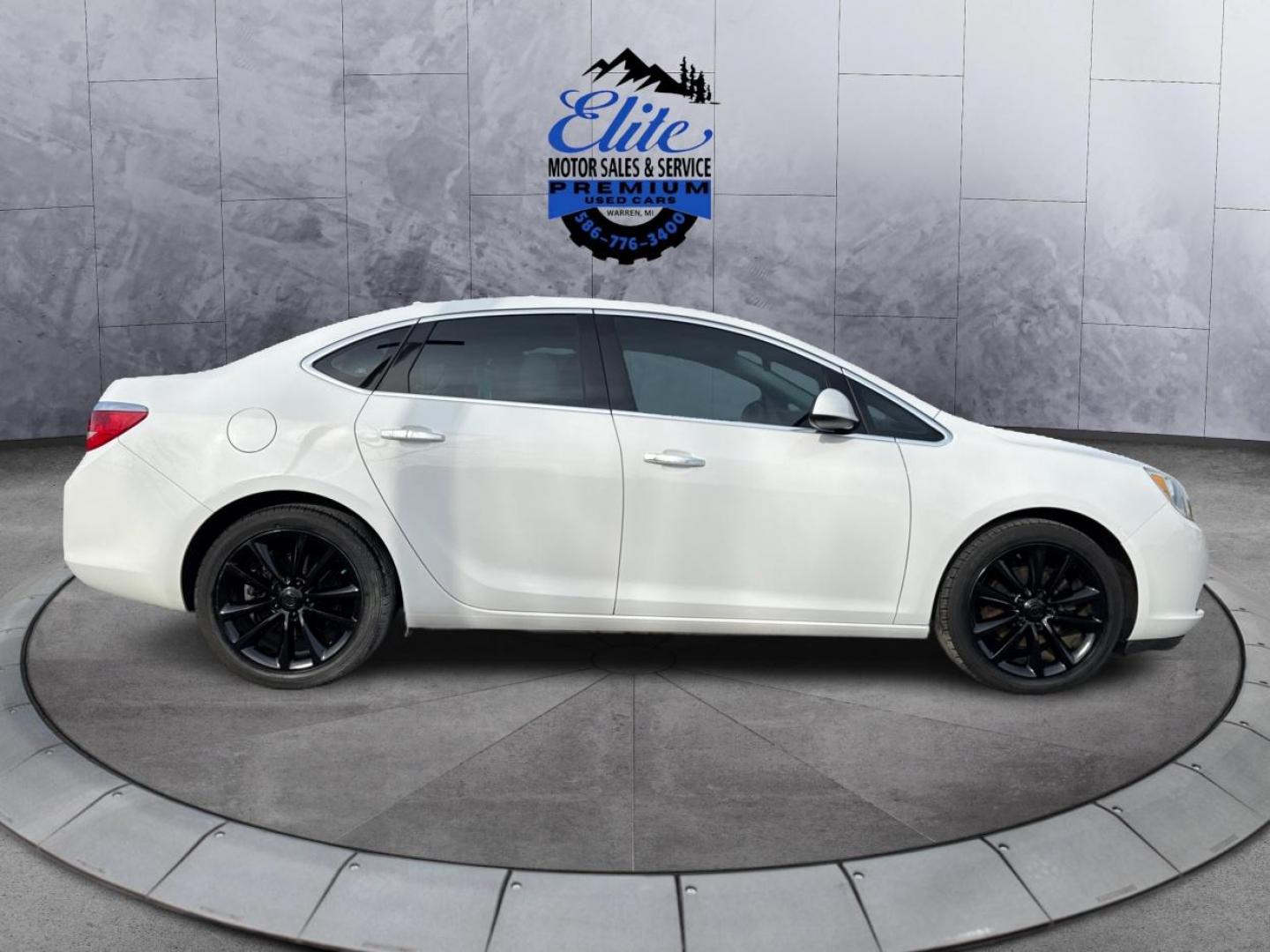 2014 WHITE BUICK VERANO (1G4PR5SK3E4) with an L4,2.4L(145 CID),DOHC engine, AUTOMATIC transmission, located at 14600 Frazho Road, Warren, MI, 48089, (586) 776-3400, 42.485996, -82.974220 - Photo#3