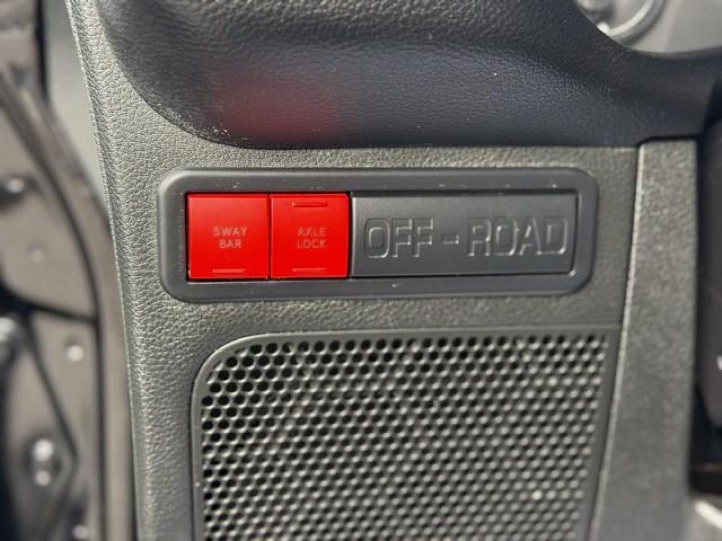 2015 BLACK JEEP WRANGLER (1C4HJWFGXFL) with an V6,3.6L(220 CID),DOHC engine, AUTOMATIC transmission, located at 14600 Frazho Road, Warren, MI, 48089, (586) 776-3400, 42.485996, -82.974220 - Photo#13