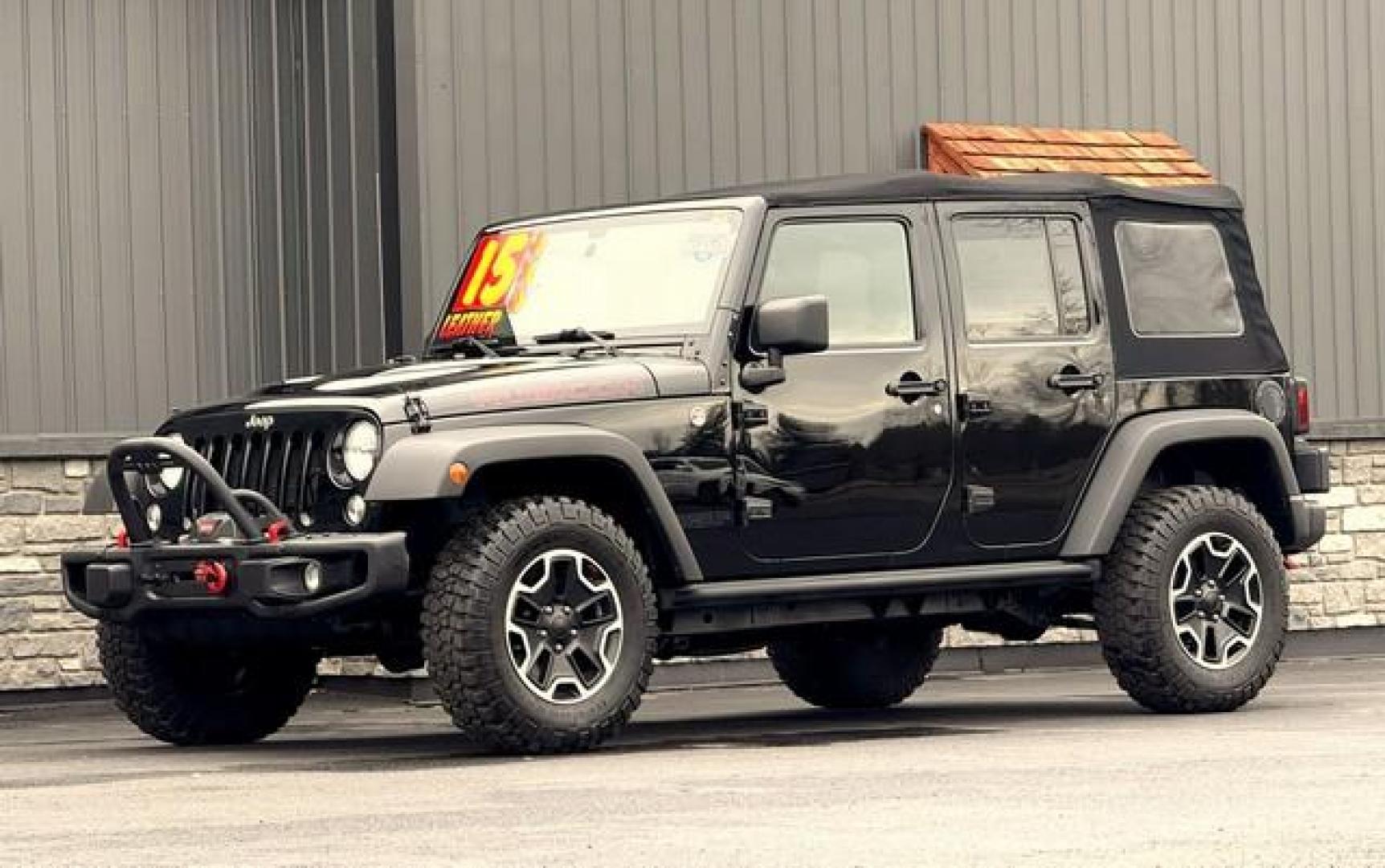 2015 BLACK JEEP WRANGLER (1C4HJWFGXFL) with an V6,3.6L(220 CID),DOHC engine, AUTOMATIC transmission, located at 14600 Frazho Road, Warren, MI, 48089, (586) 776-3400, 42.485996, -82.974220 - Photo#1