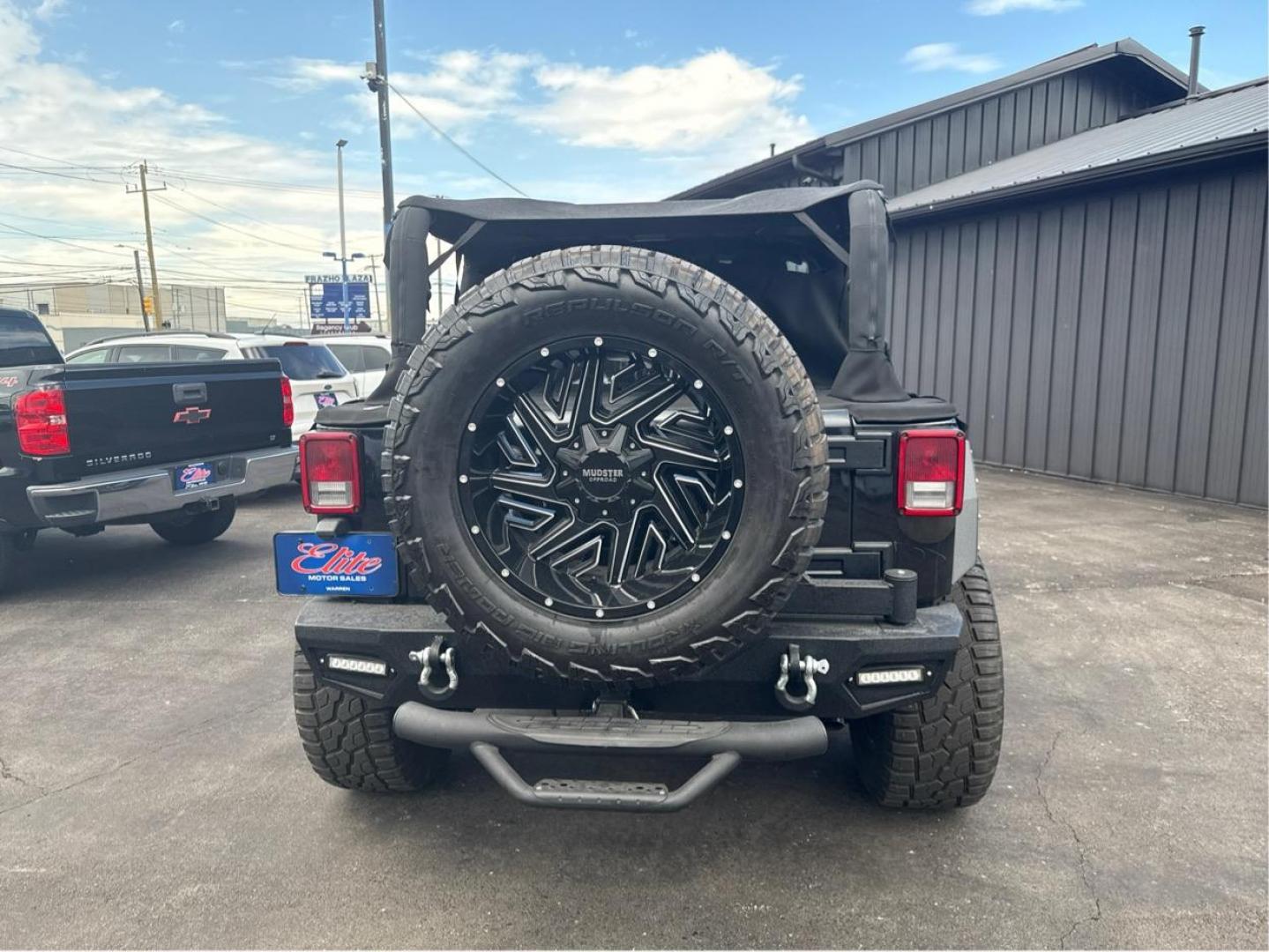 2016 BLACK JEEP WRANGLER (1C4AJWBG1GL) with an V6,3.6L(220 CID),DOHC engine, AUTOMATIC transmission, located at 14600 Frazho Road, Warren, MI, 48089, (586) 776-3400, 42.485996, -82.974220 - Photo#5