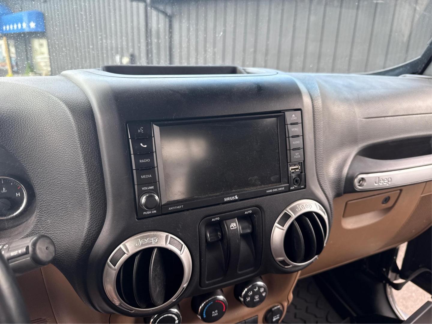 2016 BLACK JEEP WRANGLER (1C4AJWBG1GL) with an V6,3.6L(220 CID),DOHC engine, AUTOMATIC transmission, located at 14600 Frazho Road, Warren, MI, 48089, (586) 776-3400, 42.485996, -82.974220 - Photo#13