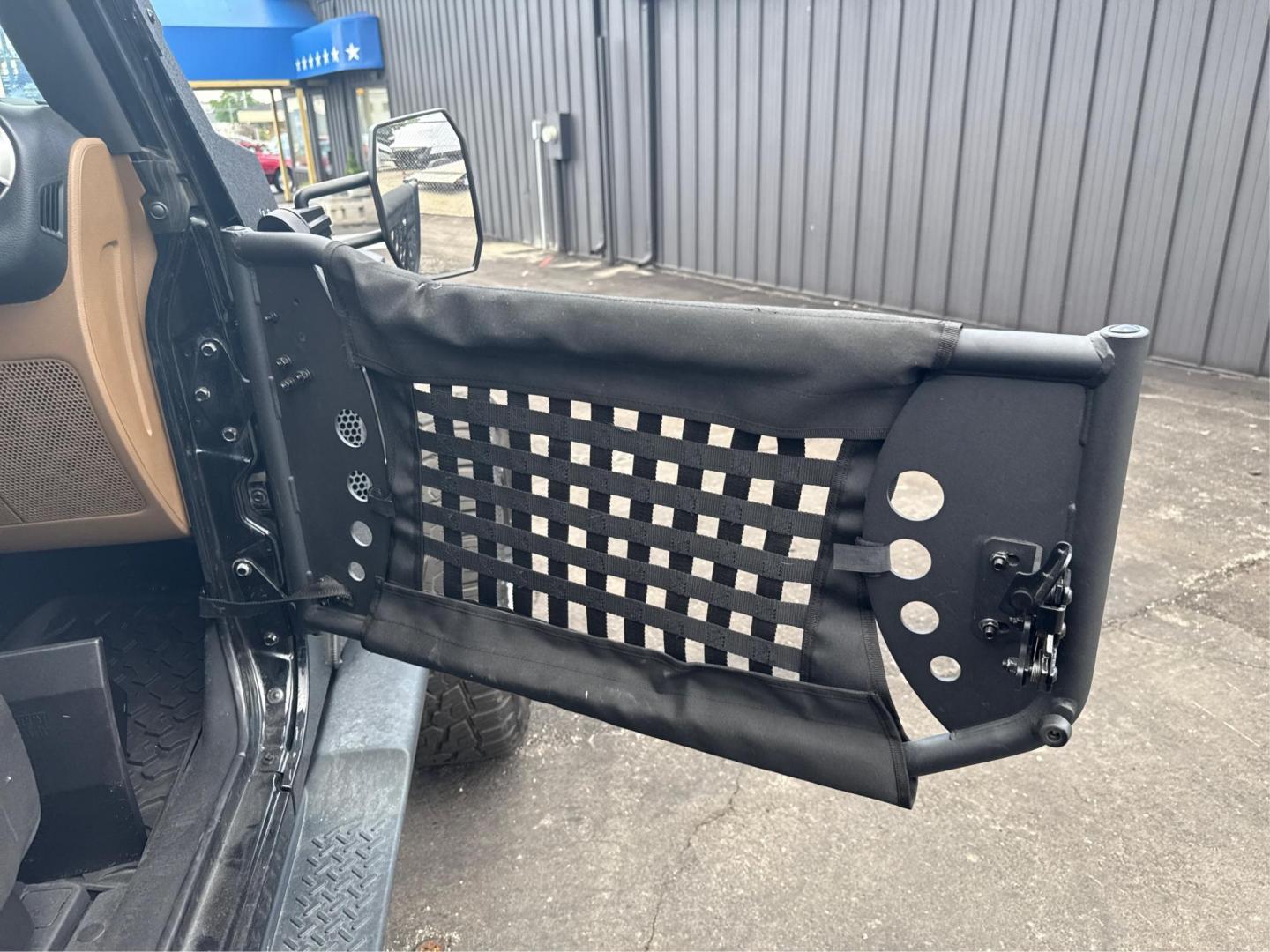 2016 BLACK JEEP WRANGLER (1C4AJWBG1GL) with an V6,3.6L(220 CID),DOHC engine, AUTOMATIC transmission, located at 14600 Frazho Road, Warren, MI, 48089, (586) 776-3400, 42.485996, -82.974220 - Photo#20