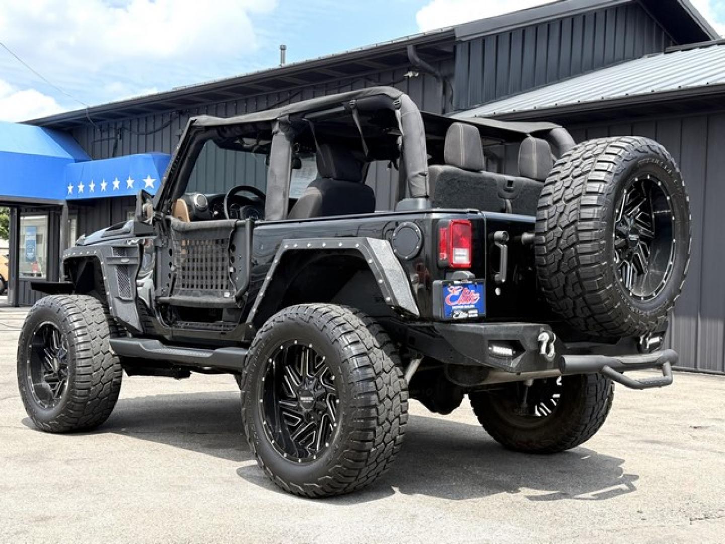 2016 BLACK JEEP WRANGLER (1C4AJWBG1GL) with an V6,3.6L(220 CID),DOHC engine, AUTOMATIC transmission, located at 14600 Frazho Road, Warren, MI, 48089, (586) 776-3400, 42.485996, -82.974220- Photo#13