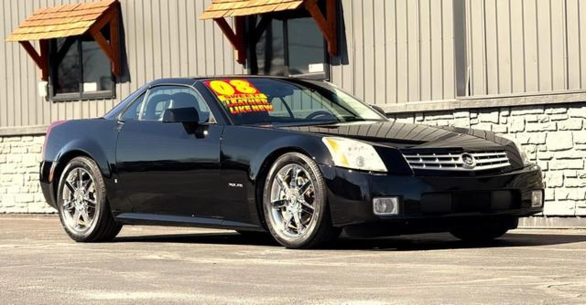 2008 BLACK CADILLAC XLR (1G6YV36A785) with an V8,4.6L(281 CID),DOHC engine, AUTOMATIC transmission, located at 14600 Frazho Road, Warren, MI, 48089, (586) 776-3400, 42.485996, -82.974220 - Photo#3
