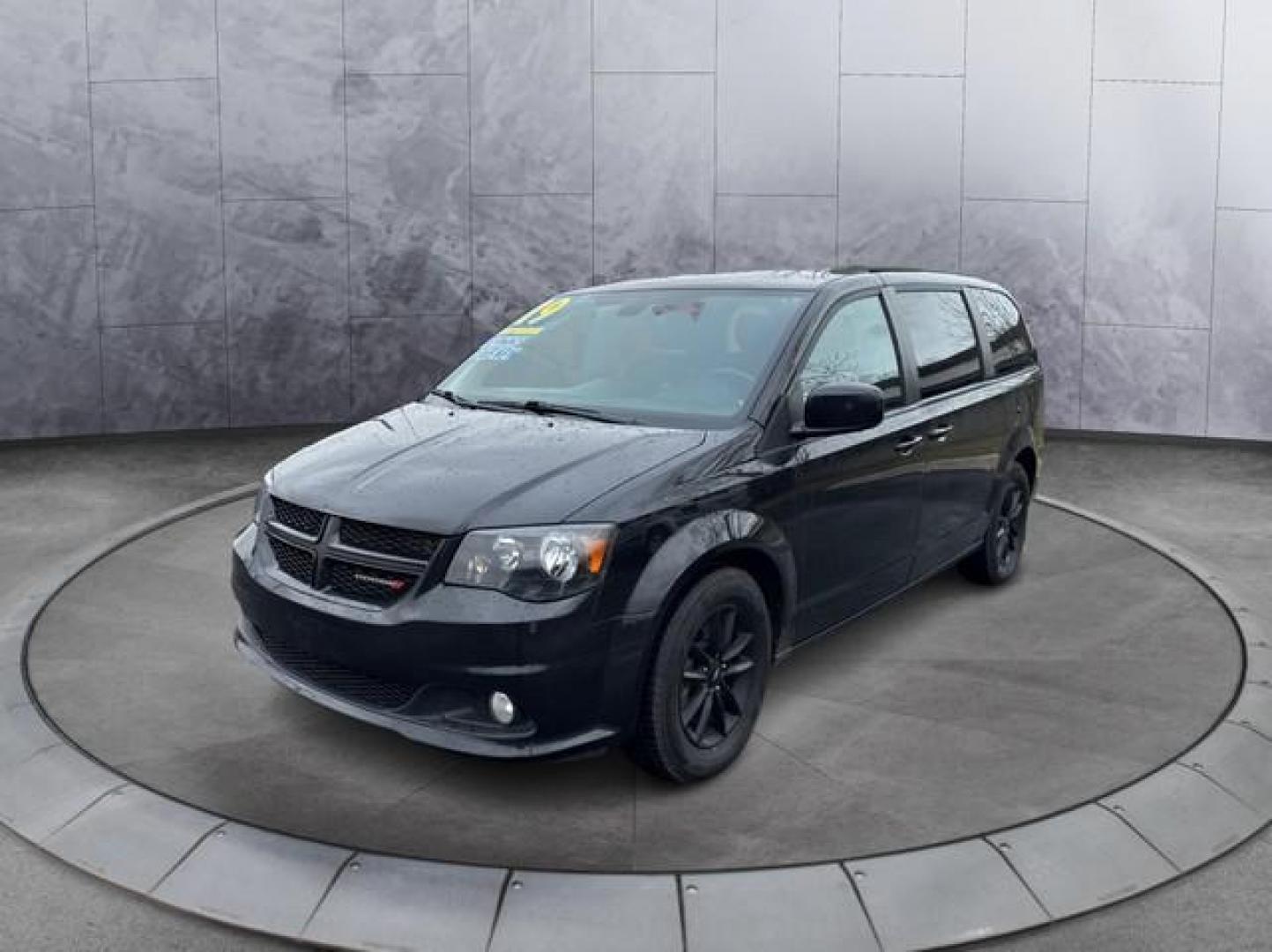 2019 BLACK DODGE GRAND CARAVAN (2C4RDGEG6KR) with an V6,3.6L(220 CID),DOHC engine, AUTOMATIC transmission, located at 14600 Frazho Road, Warren, MI, 48089, (586) 776-3400, 42.485996, -82.974220 - Photo#0