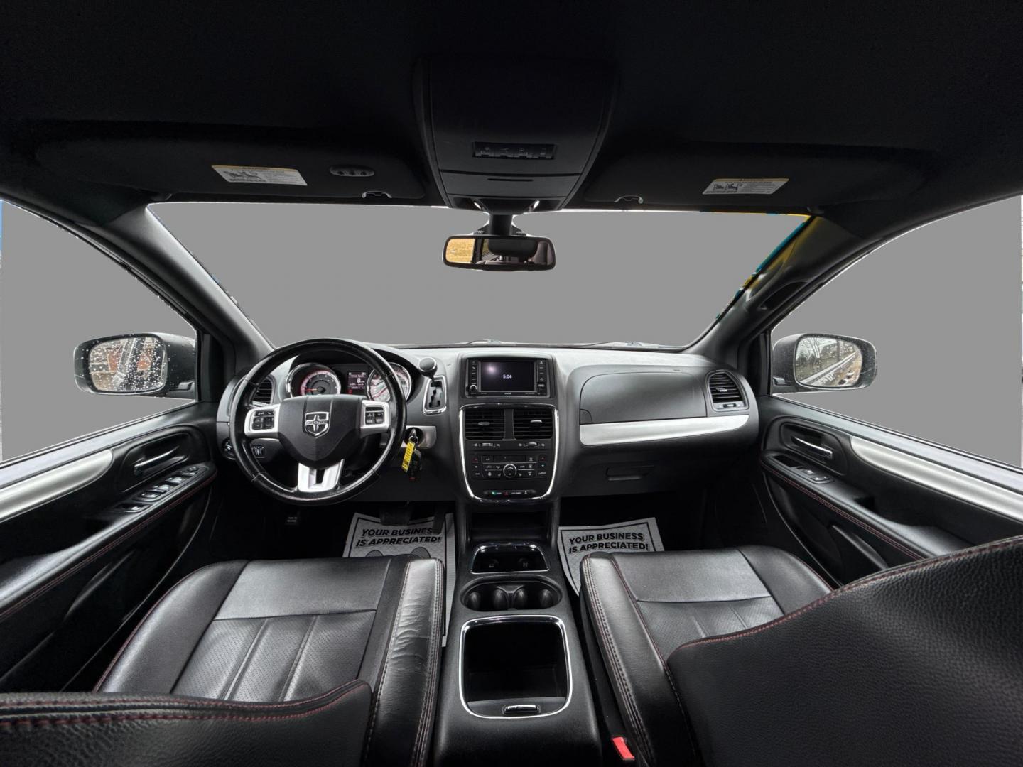 2019 BLACK DODGE GRAND CARAVAN (2C4RDGEG6KR) with an V6,3.6L(220 CID),DOHC engine, AUTOMATIC transmission, located at 14600 Frazho Road, Warren, MI, 48089, (586) 776-3400, 42.485996, -82.974220 - Photo#21