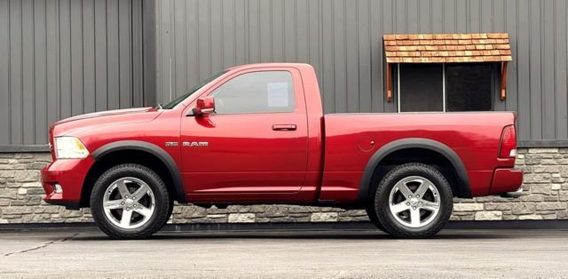 2010 RED DODGE RAM 1500 (3D7JV1ETXAG) with an V8,5.7L(345 CID),OHV engine, AUTOMATIC transmission, located at 14600 Frazho Road, Warren, MI, 48089, (586) 776-3400, 42.485996, -82.974220 - Photo#0