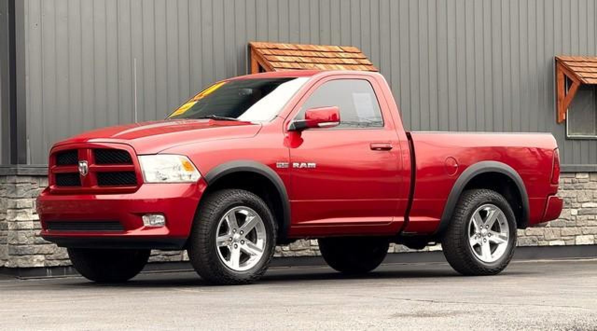 2010 RED DODGE RAM 1500 (3D7JV1ETXAG) with an V8,5.7L(345 CID),OHV engine, AUTOMATIC transmission, located at 14600 Frazho Road, Warren, MI, 48089, (586) 776-3400, 42.485996, -82.974220 - Photo#1