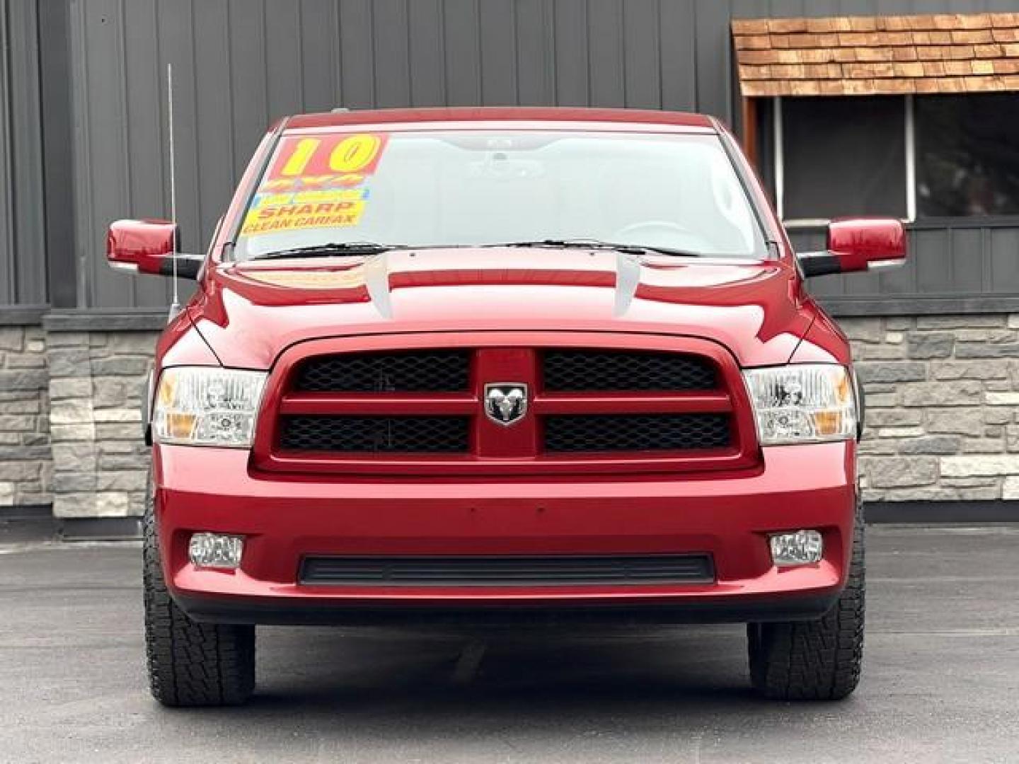 2010 RED DODGE RAM 1500 (3D7JV1ETXAG) with an V8,5.7L(345 CID),OHV engine, AUTOMATIC transmission, located at 14600 Frazho Road, Warren, MI, 48089, (586) 776-3400, 42.485996, -82.974220 - Photo#4