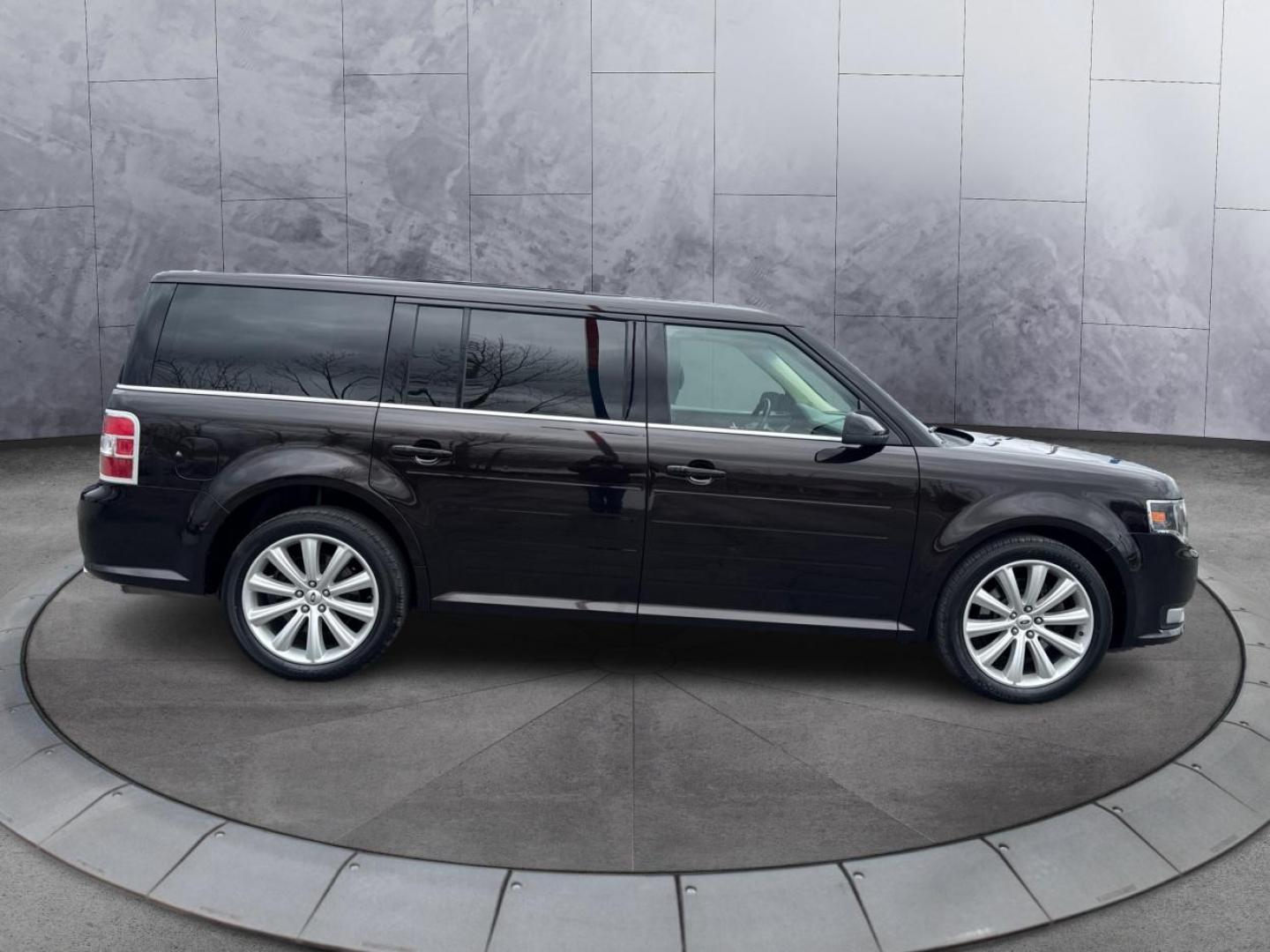 2013 BLACK FORD FLEX (2FMGK5C80DB) with an V6,3.5L(213 CID),DOHC engine, AUTOMATIC transmission, located at 14600 Frazho Road, Warren, MI, 48089, (586) 776-3400, 42.485996, -82.974220 - Photo#3