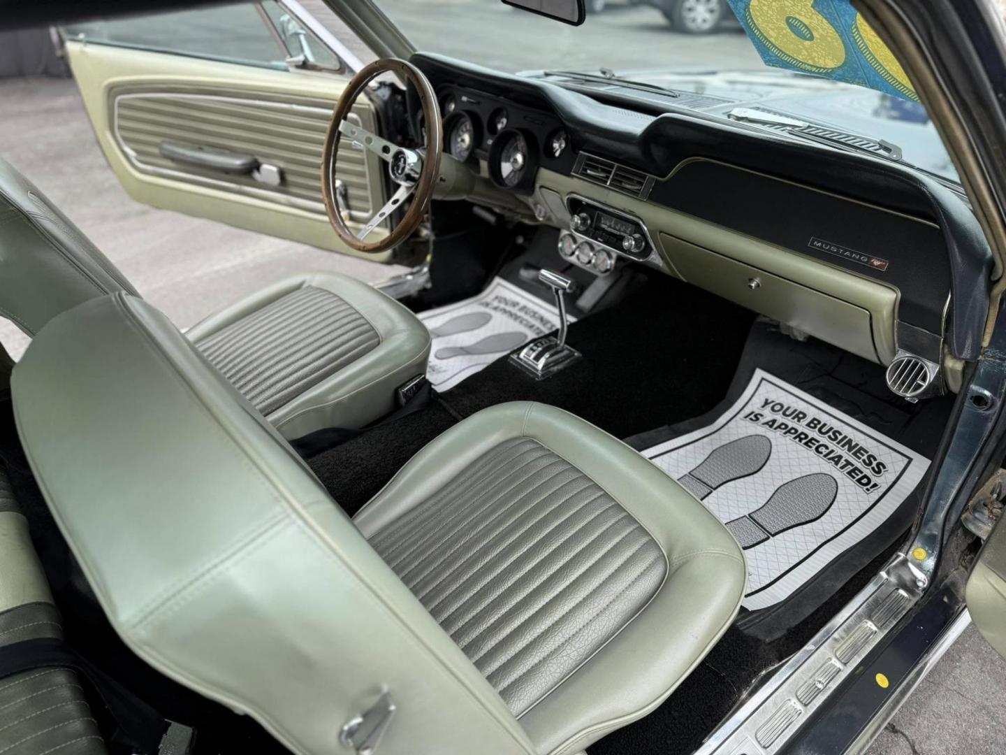 1968 GREEN /GREEN FORD MUSTANG DELUXE (8F01C134514) with an 289 CI V-8 engine, AUTOMATIC transmission, located at 14600 Frazho Road, Warren, MI, 48089, (586) 776-3400, 42.485996, -82.974220 - Photo#10