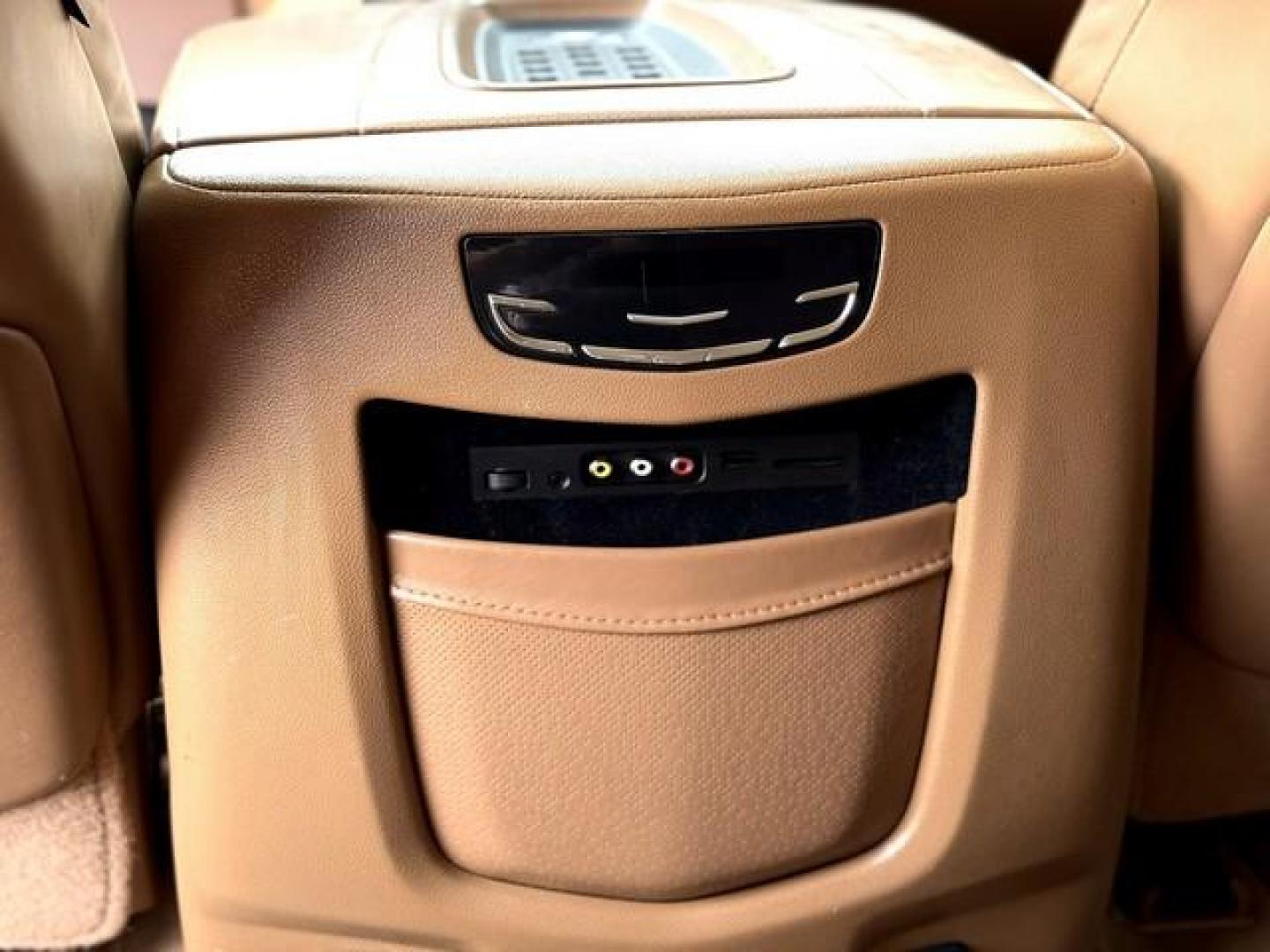2016 WHITE CADILLAC ESCALADE (1GYS4DKJ6GR) with an V8,6.2L(376 CID),OHV engine, AUTOMATIC transmission, located at 14600 Frazho Road, Warren, MI, 48089, (586) 776-3400, 42.485996, -82.974220 - Photo#11
