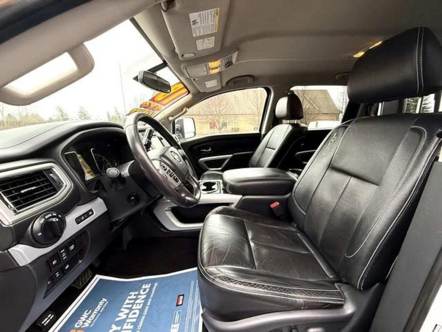 2018 WHITE NISSAN TITAN (1N6AA1E5XJN) with an V8,5.6L( CID),DOHC engine, AUTOMATIC transmission, located at 14600 Frazho Road, Warren, MI, 48089, (586) 776-3400, 42.485996, -82.974220 - Photo#9