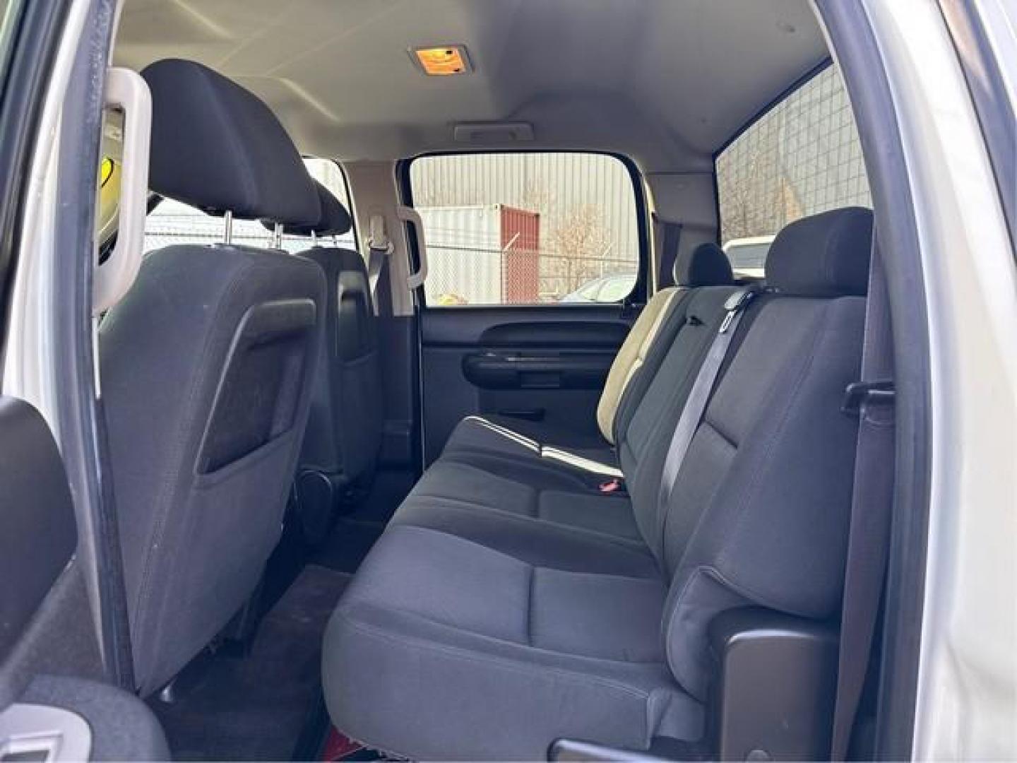 2013 PEARL WHITE GMC SIERRA 1500 (3GTP2VE76DG) with an V8,5.3L(325 CID),OHV engine, AUTOMATIC transmission, located at 14600 Frazho Road, Warren, MI, 48089, (586) 776-3400, 42.485996, -82.974220 - Photo#9