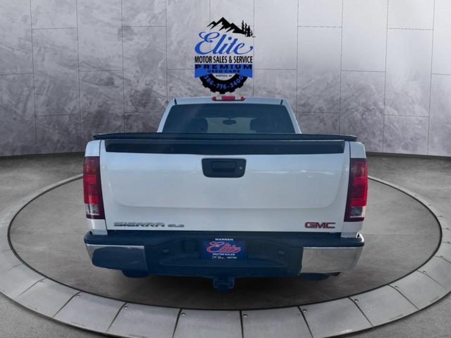 2013 PEARL WHITE GMC SIERRA 1500 (3GTP2VE76DG) with an V8,5.3L(325 CID),OHV engine, AUTOMATIC transmission, located at 14600 Frazho Road, Warren, MI, 48089, (586) 776-3400, 42.485996, -82.974220 - Photo#5