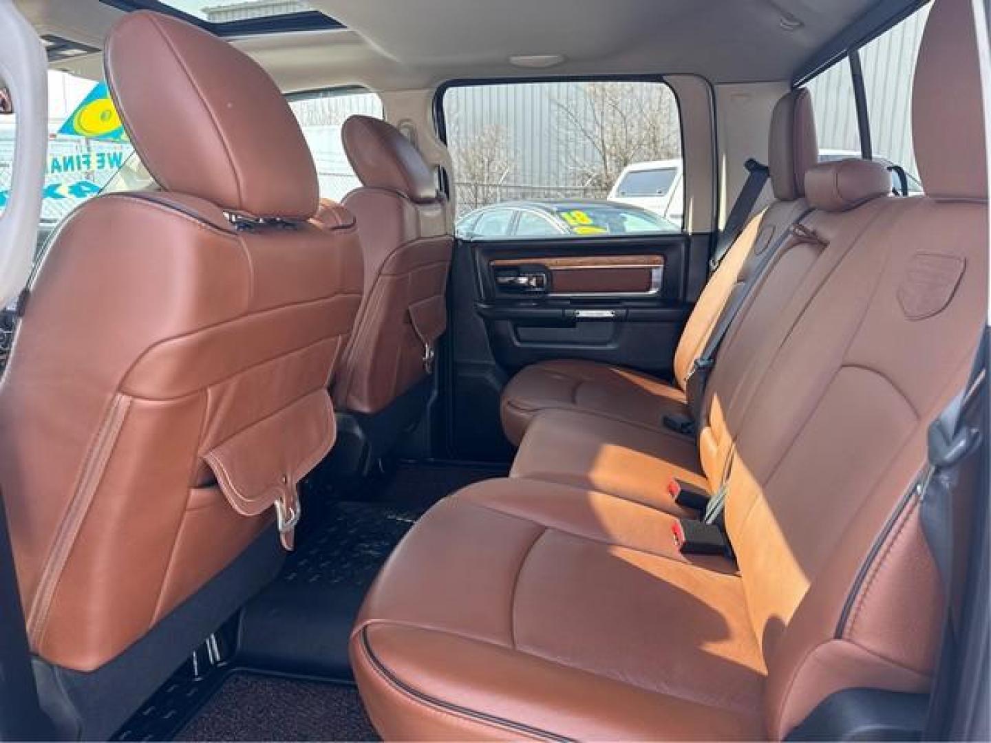 2016 WHITE RAM 1500 LONGHORN/LIMITED (1C6RR7PT5GS) with an V8,5.7L(345 CID),OHV engine, AUTOMATIC transmission, located at 14600 Frazho Road, Warren, MI, 48089, (586) 776-3400, 42.485996, -82.974220 - Photo#9