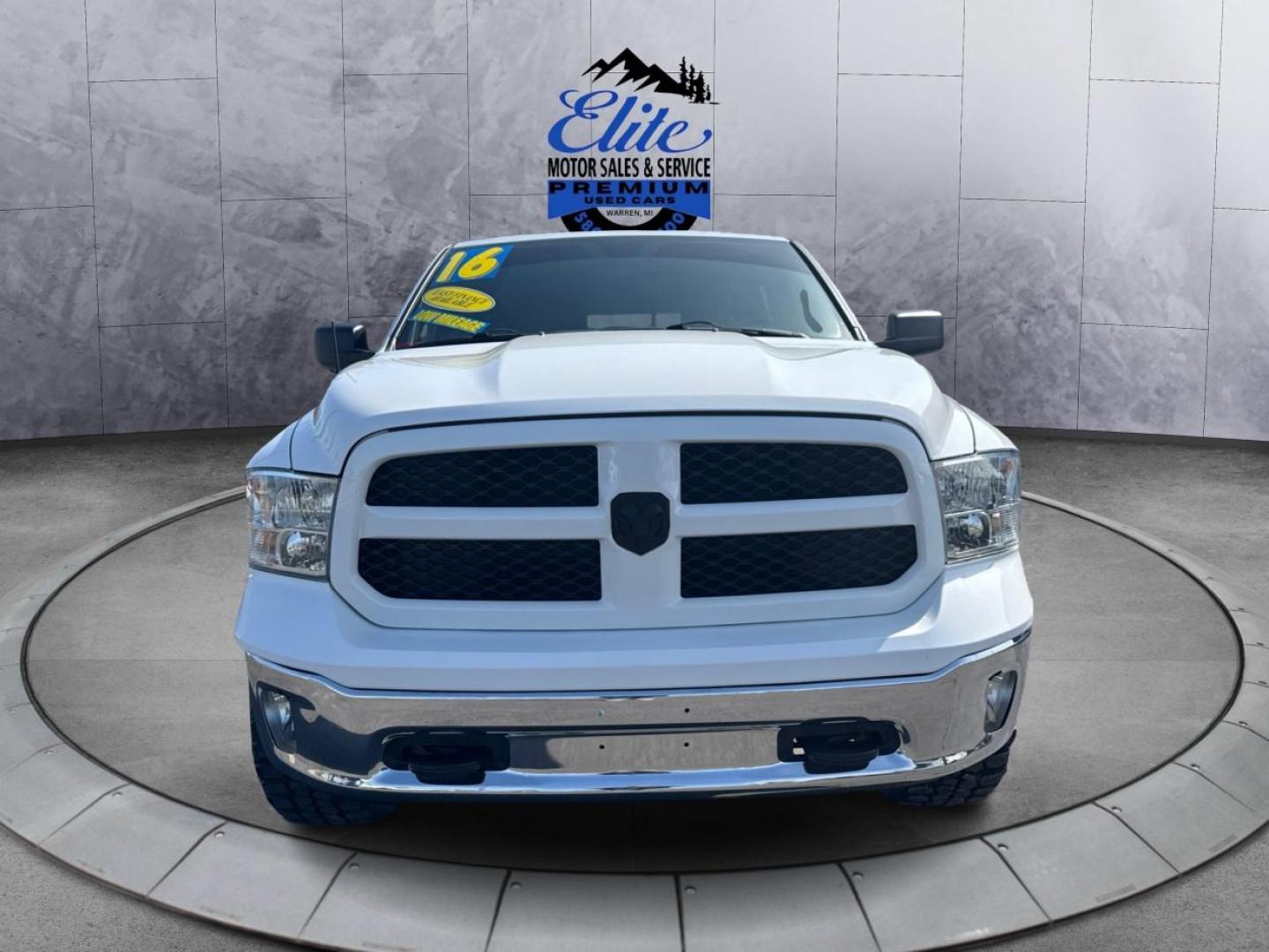 2016 WHITE RAM 1500 (1C6RR7LT2GS) with an V8,5.7L(345 CID),OHV engine, AUTOMATIC transmission, located at 14600 Frazho Road, Warren, MI, 48089, (586) 776-3400, 42.485996, -82.974220 - Photo#1