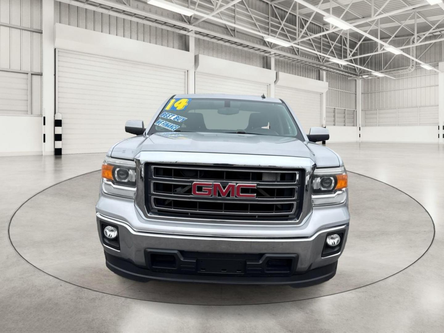 2014 SILVER GMC SIERRA 1500 (1GTR1UEC9EZ) with an V8,5.3L(325 CID),OHV engine, AUTOMATIC transmission, located at 14600 Frazho Road, Warren, MI, 48089, (586) 776-3400, 42.485996, -82.974220 - Photo#1